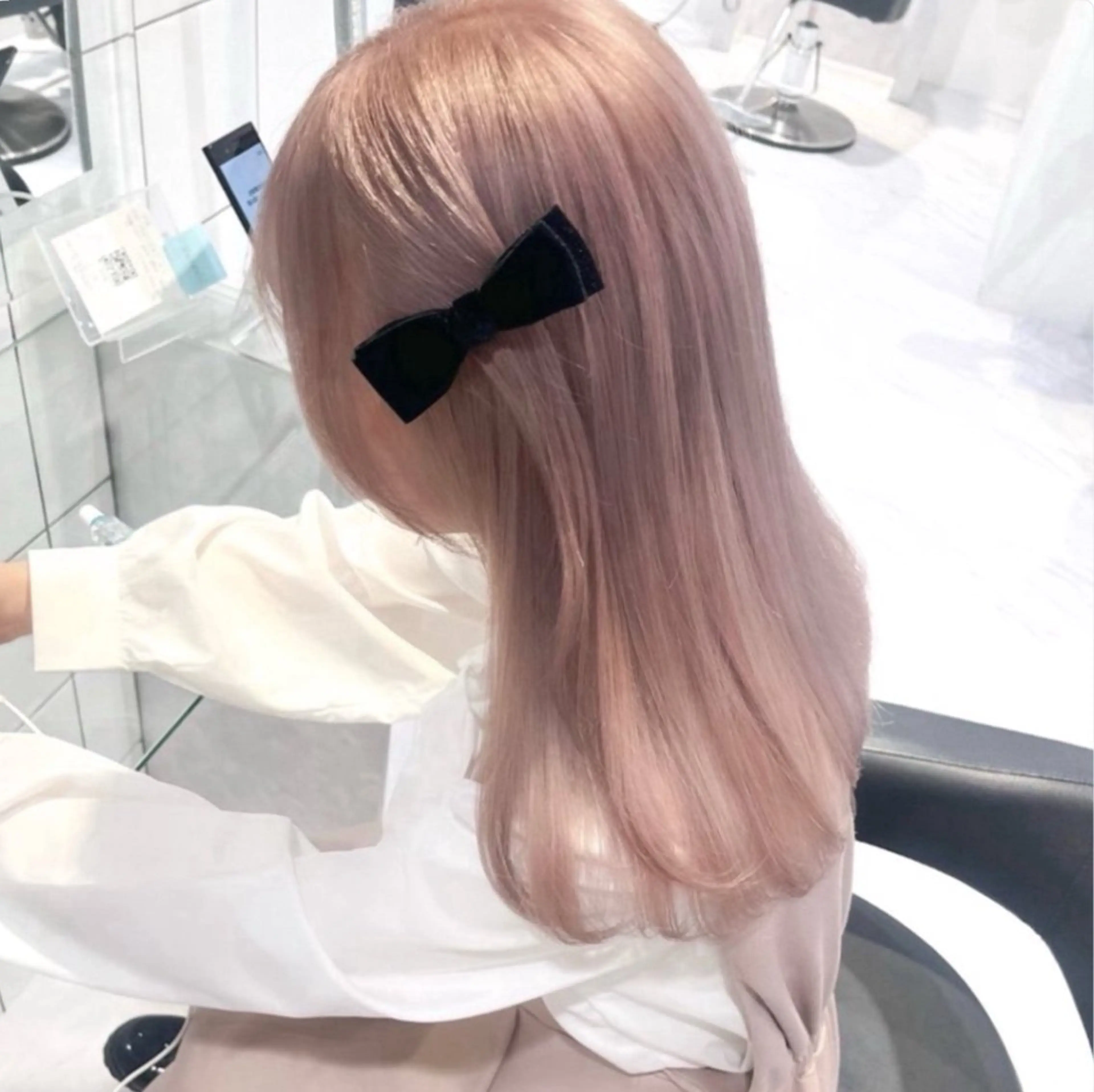 ロング カラー 🫧うる艶トレンド 🫧透明感カラーのヘアスタイル