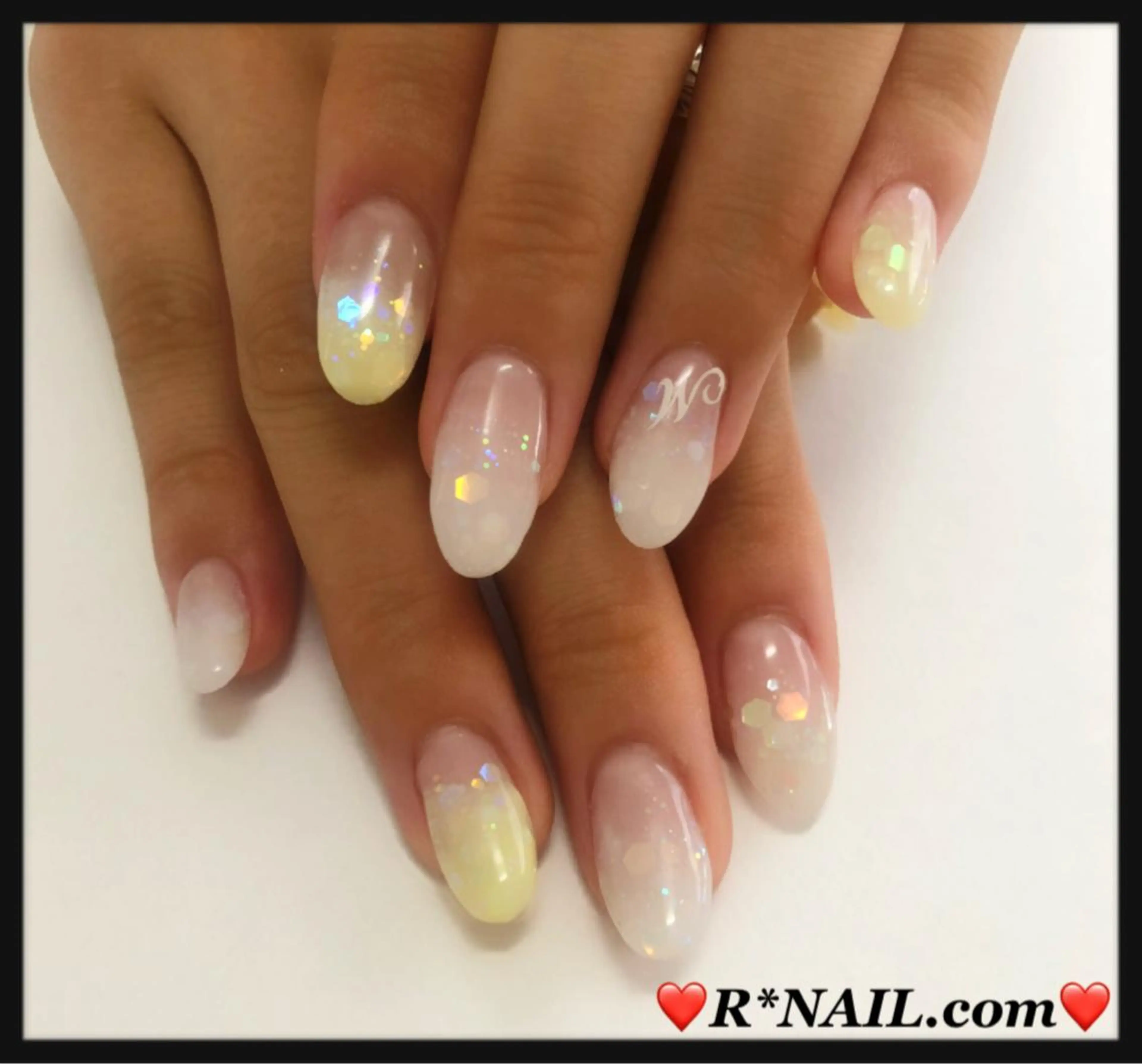 ネイル R*NAIL .comのネイルデザイン