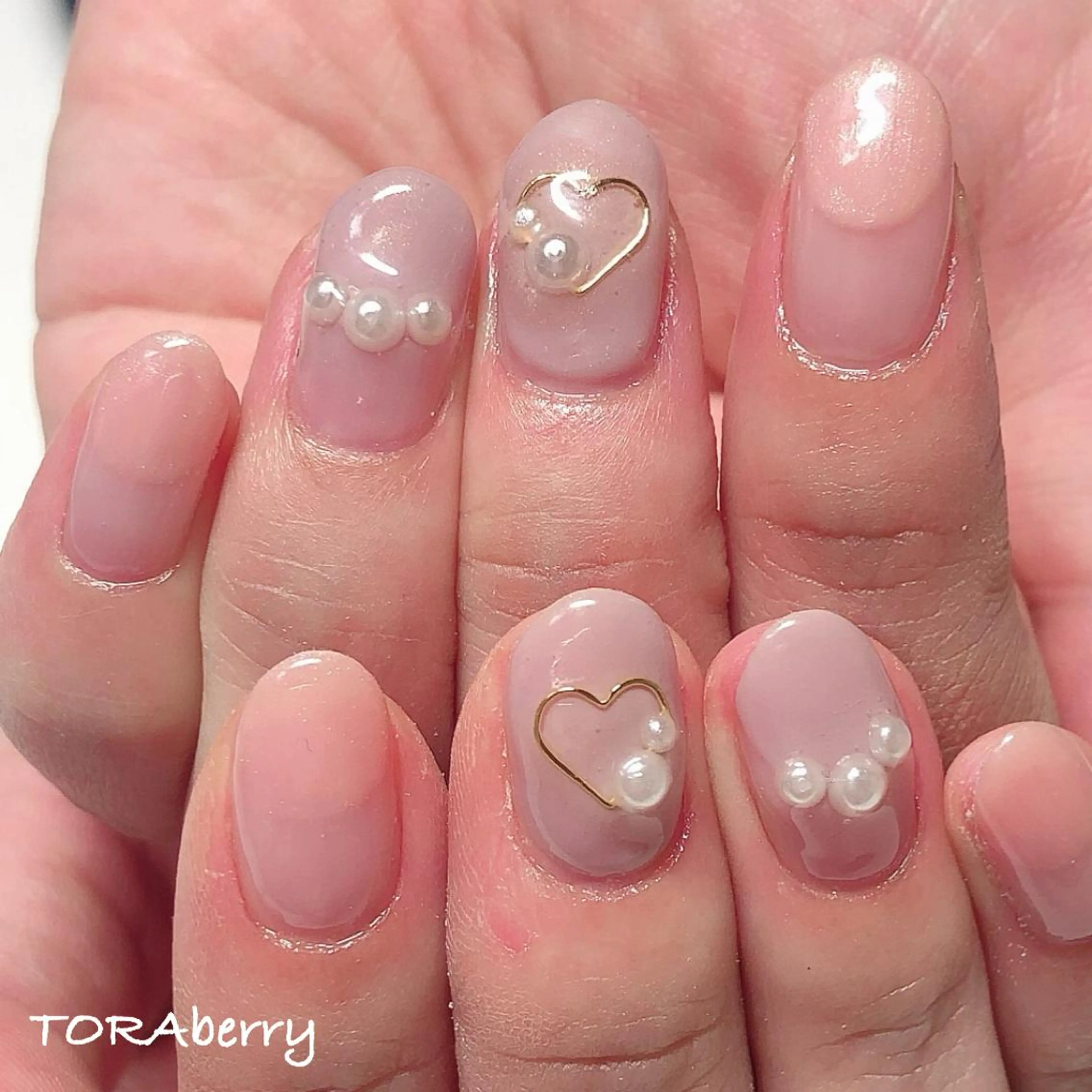 ネイル フレンチネイル ハンドネイル ネイリスト なつみのネイルデザイン