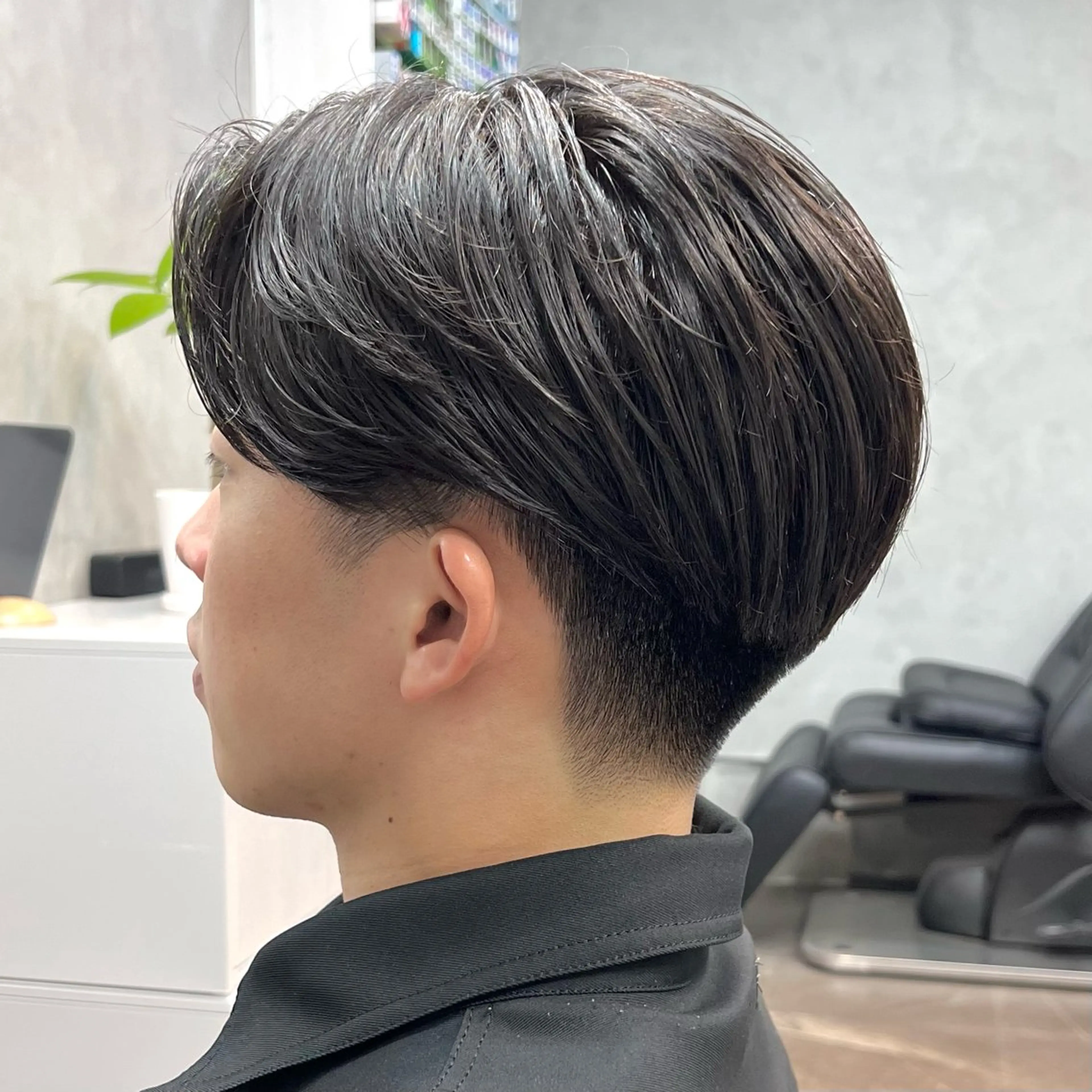 ショート パーマ メンズ カット パーマ ヘッドスパ 3月〜お店変わります 詳しくはインスタまでのヘアスタイル