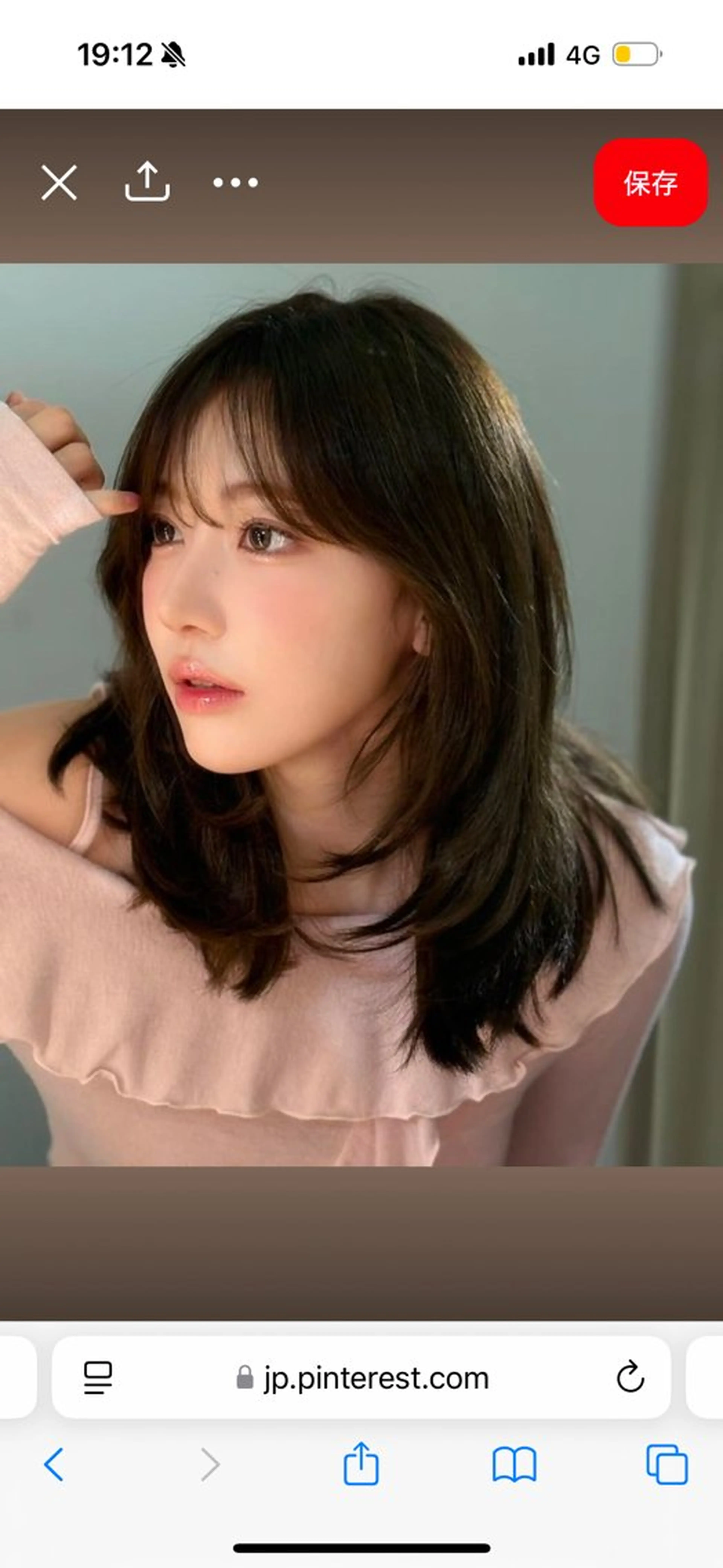 ミディアム ミディアムレイヤー レイヤーカット カット トリートメント RIN／韓国ヘア レイヤーカットのヘアスタイル