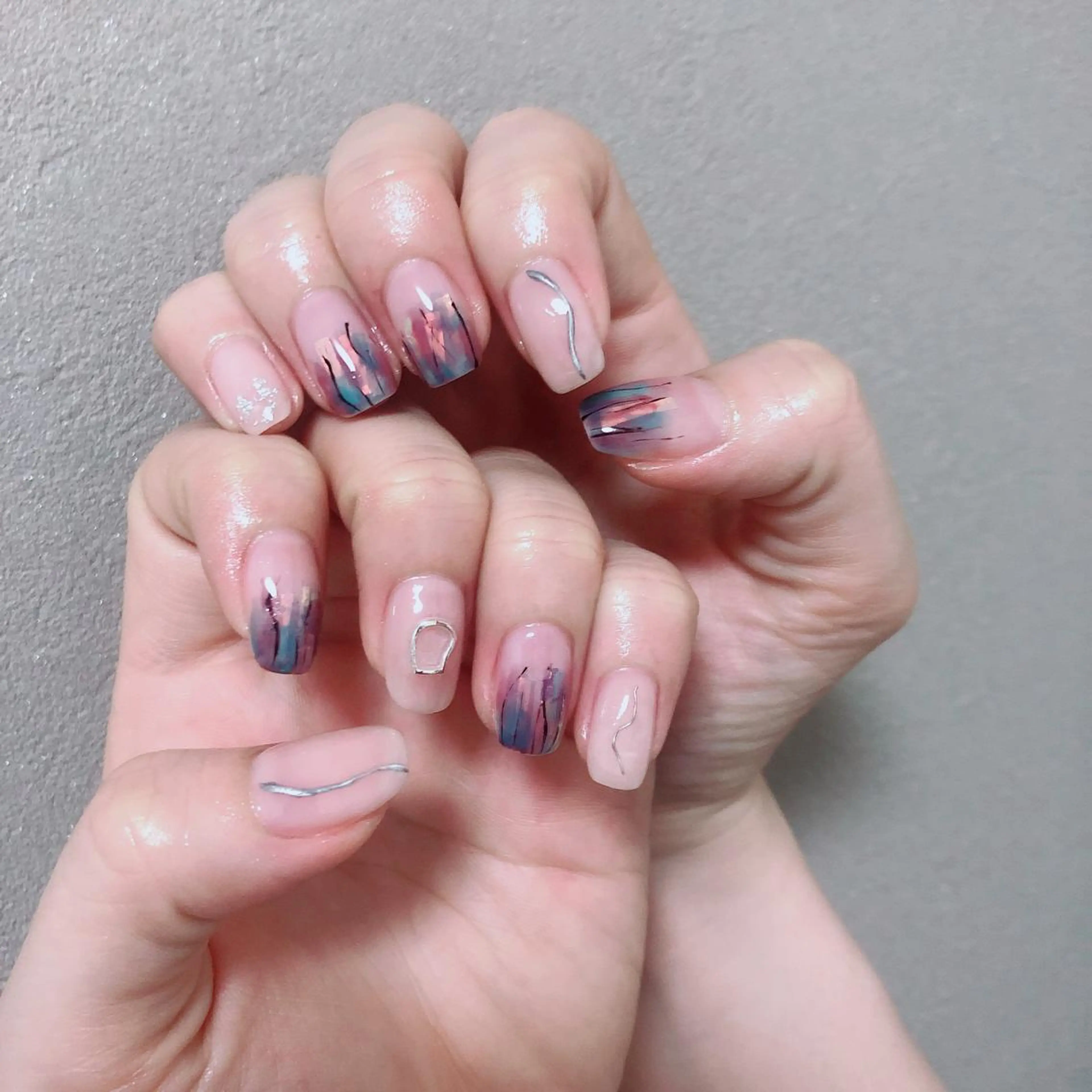 ネイル ストーンネイル ハンドネイル Nail salon Museのネイルデザイン