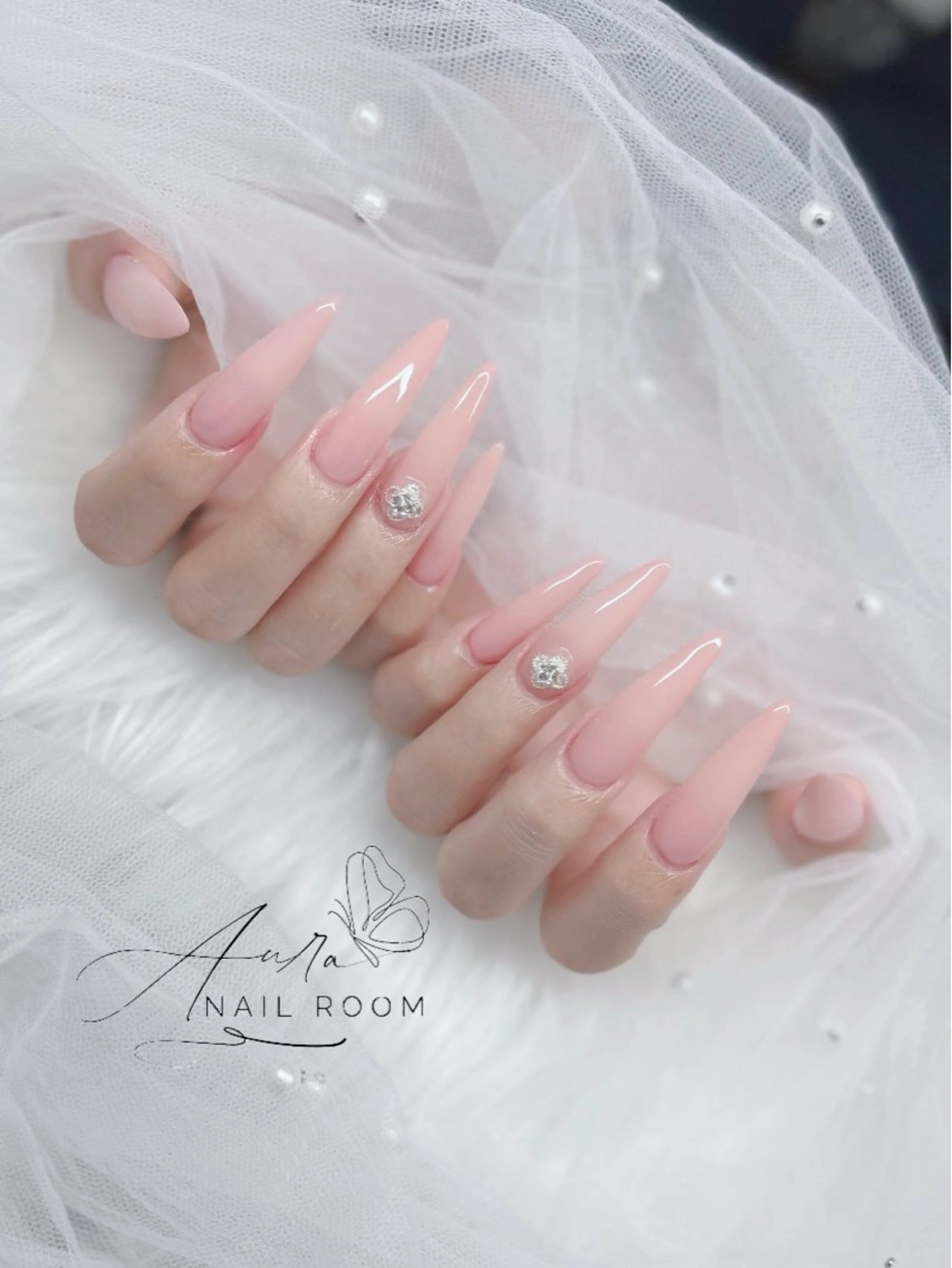 ネイル ピンク Aura nail room所属・Aura Nail Roomのネイルデザイン