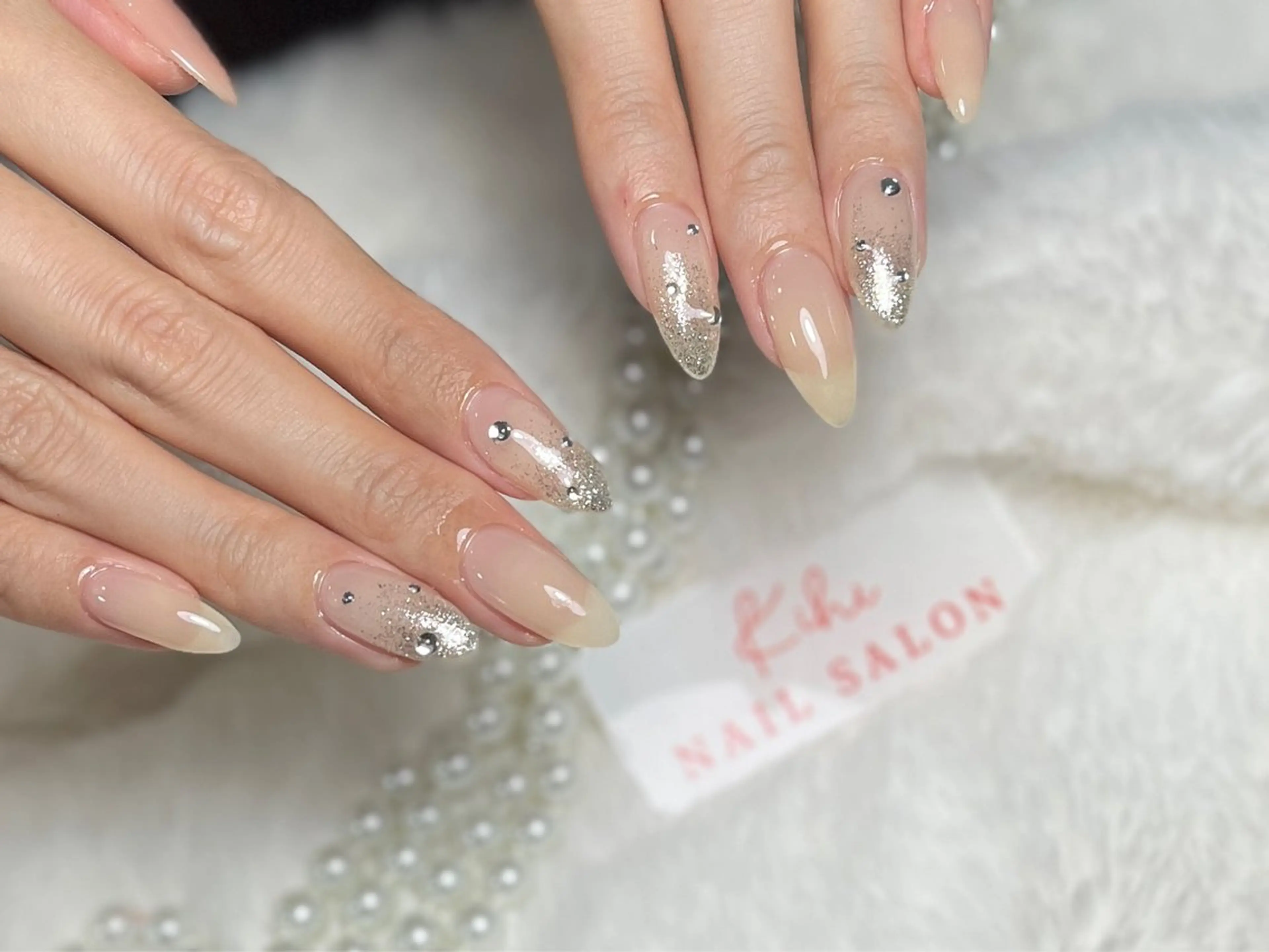 ネイル ハンドネイル フットネイル ユリ🎀長さだし/ パラジェル/持ち込みのネイルデザイン