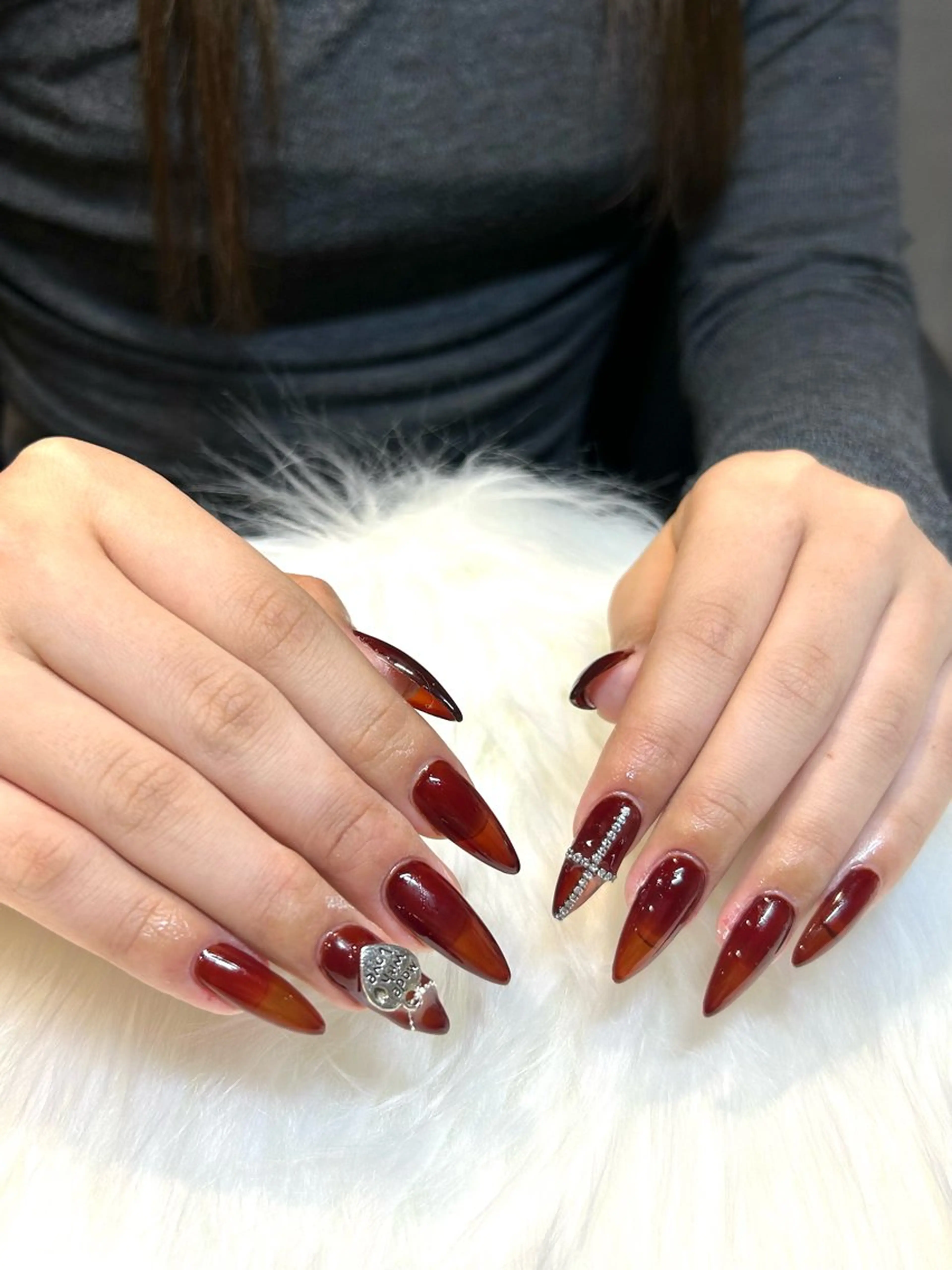 ネイル アートネイル ワンカラーネイル ハンドネイル RIN 🍀のネイルデザイン