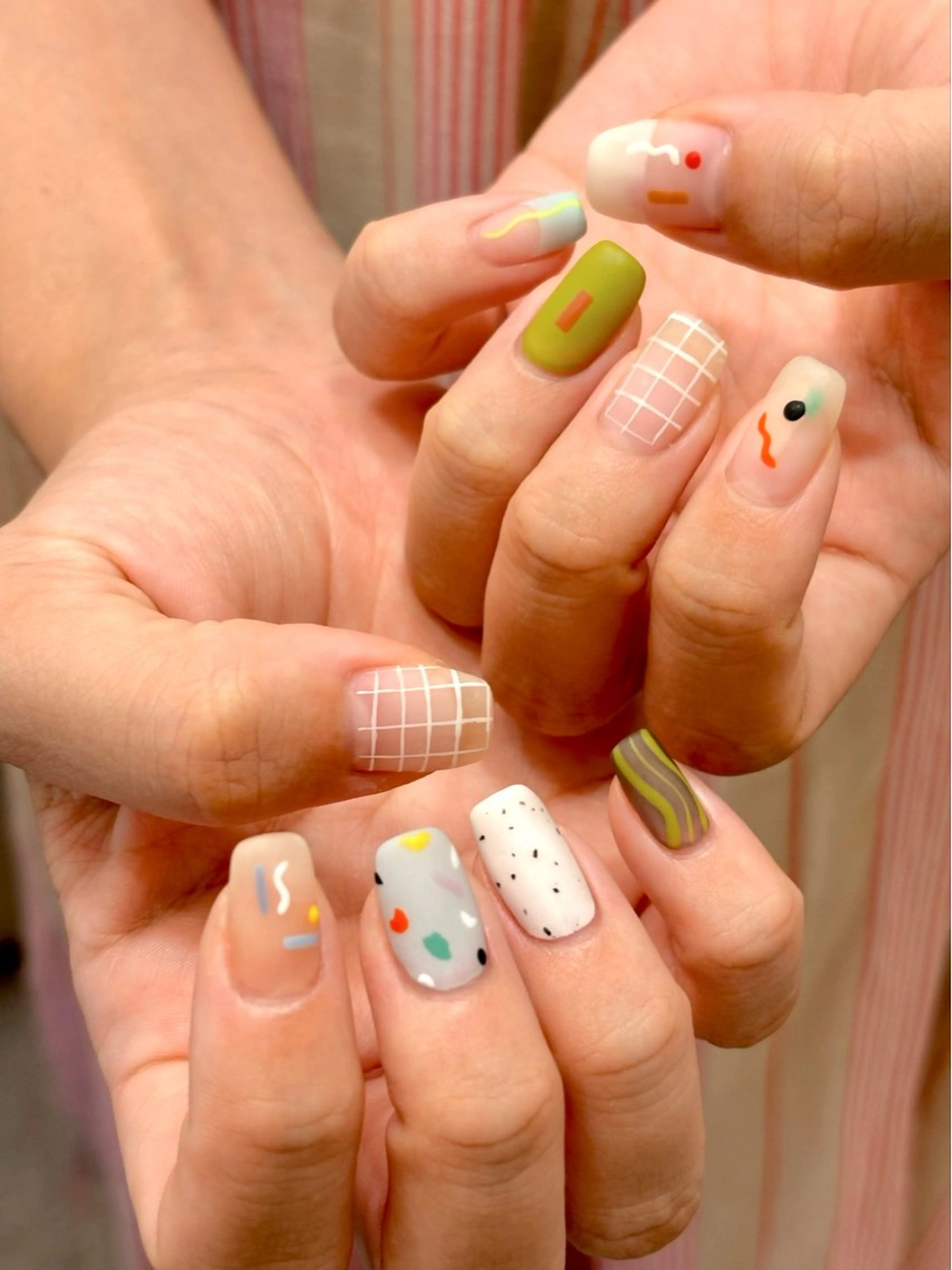 キッズ ネイル ハンドネイル illum hicariのネイルデザイン