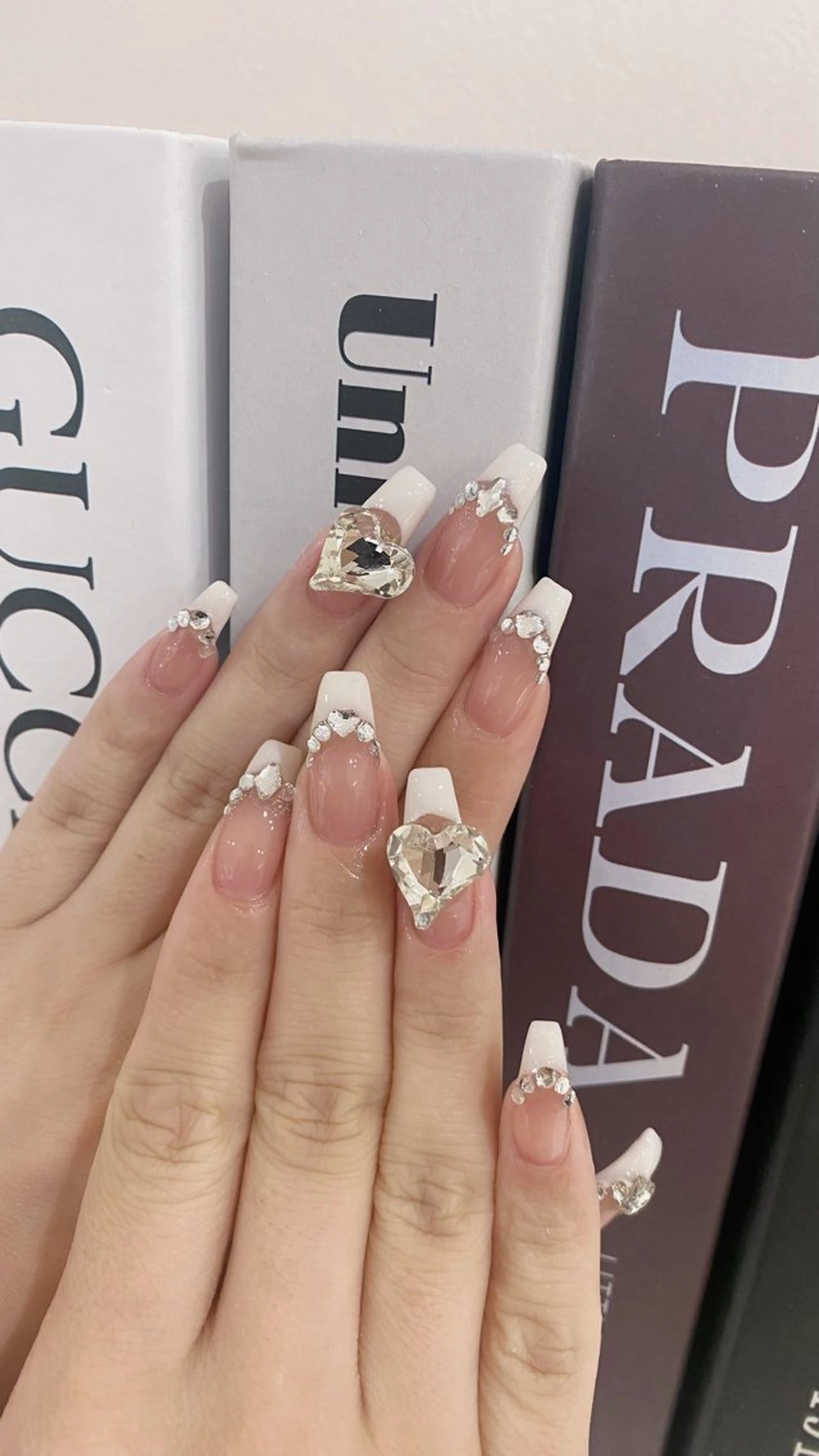 ネイル フレンチネイル ワンホンネイル nailsalon ChuColaのネイルデザイン