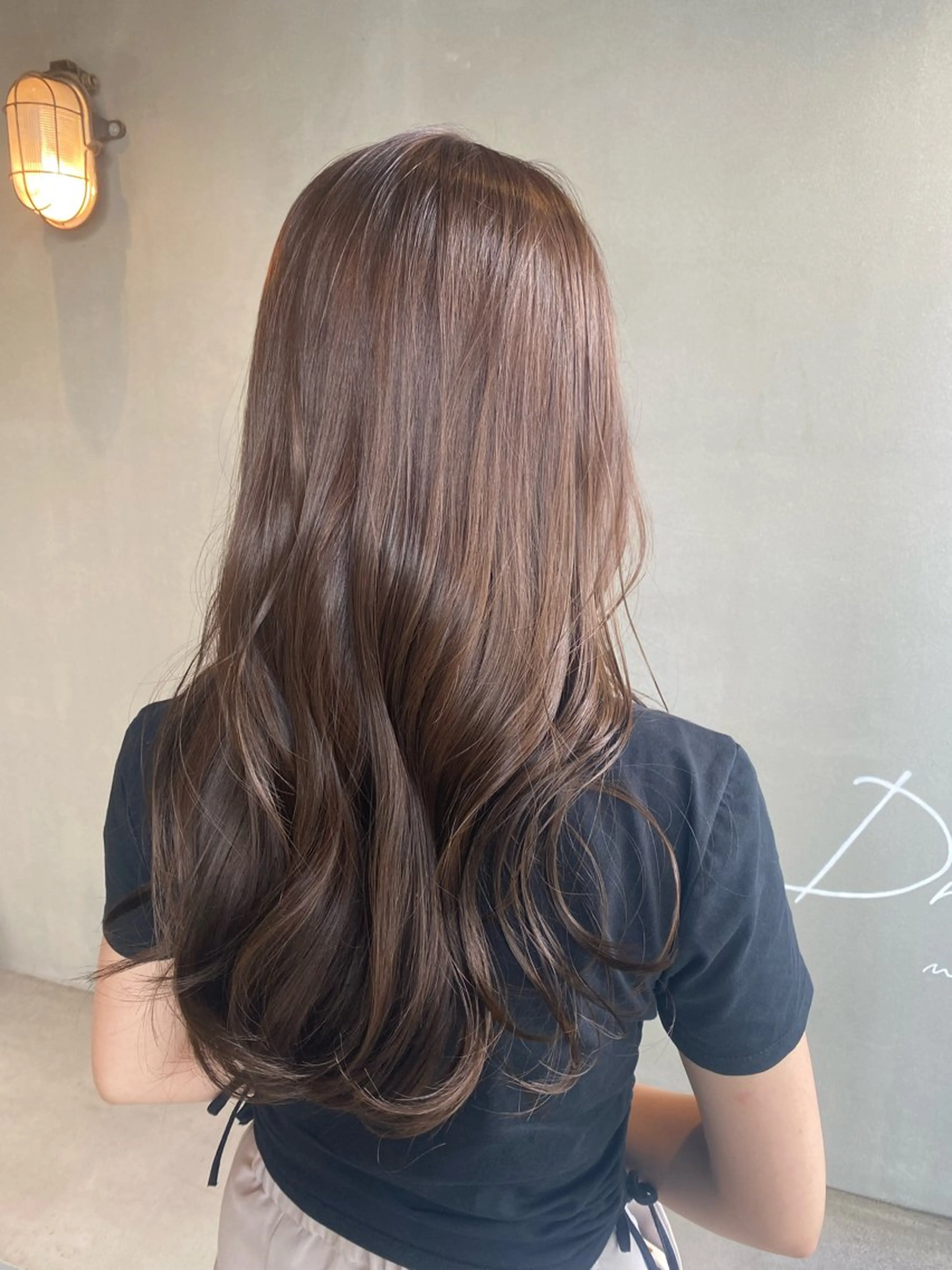 ロング カラー 石川 雅のヘアスタイル