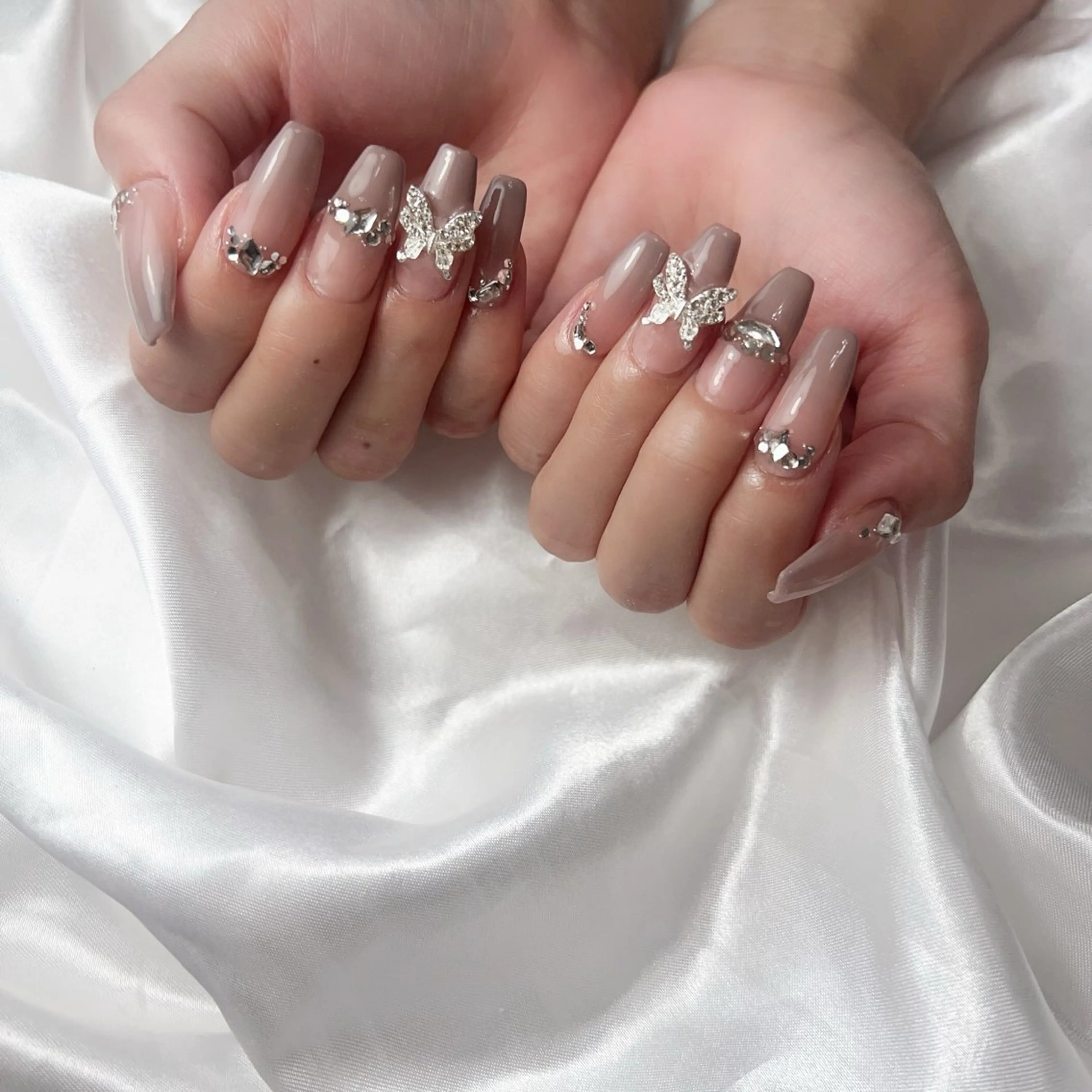 ネイル ハンドネイル nailstudio ′ecole所属・nailstudio ′ecoleのネイルデザイン