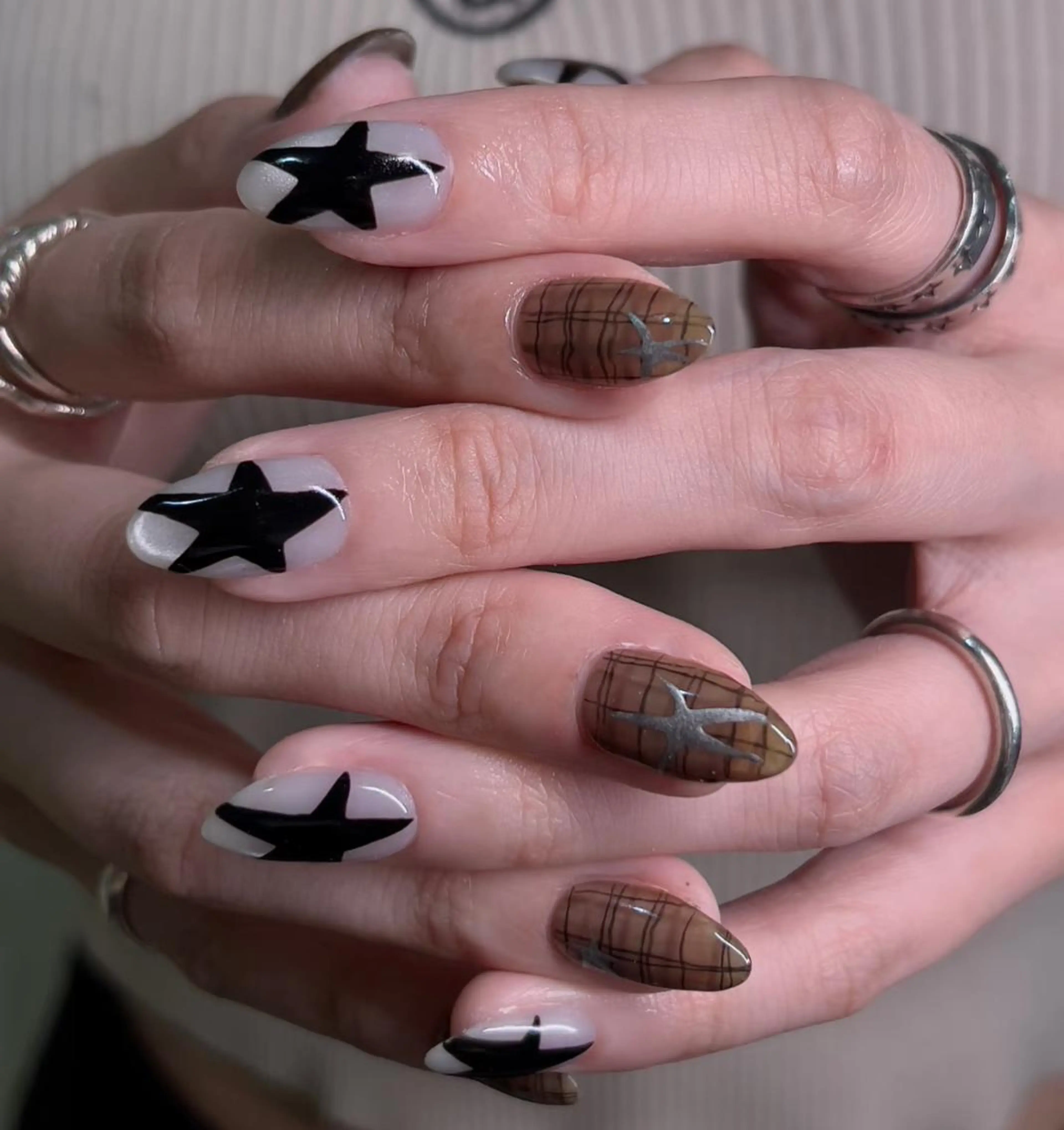 ネイル ハンドネイル ハンドケア 🍑 momo_nailのネイルデザイン