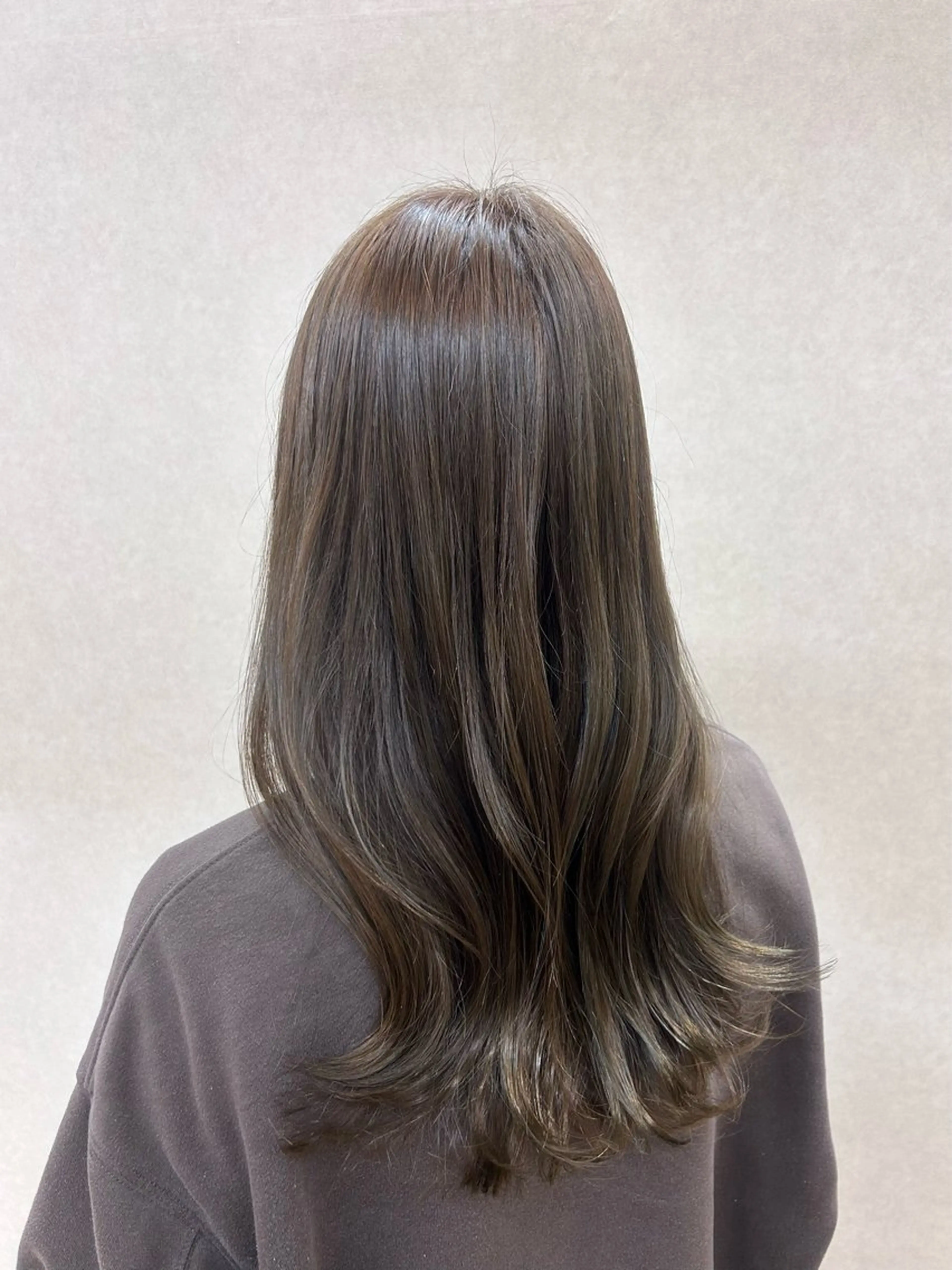 ロング カラー ヘアカラー トリートメント 艶カラー🫧/ 板倉かなみのヘアスタイル