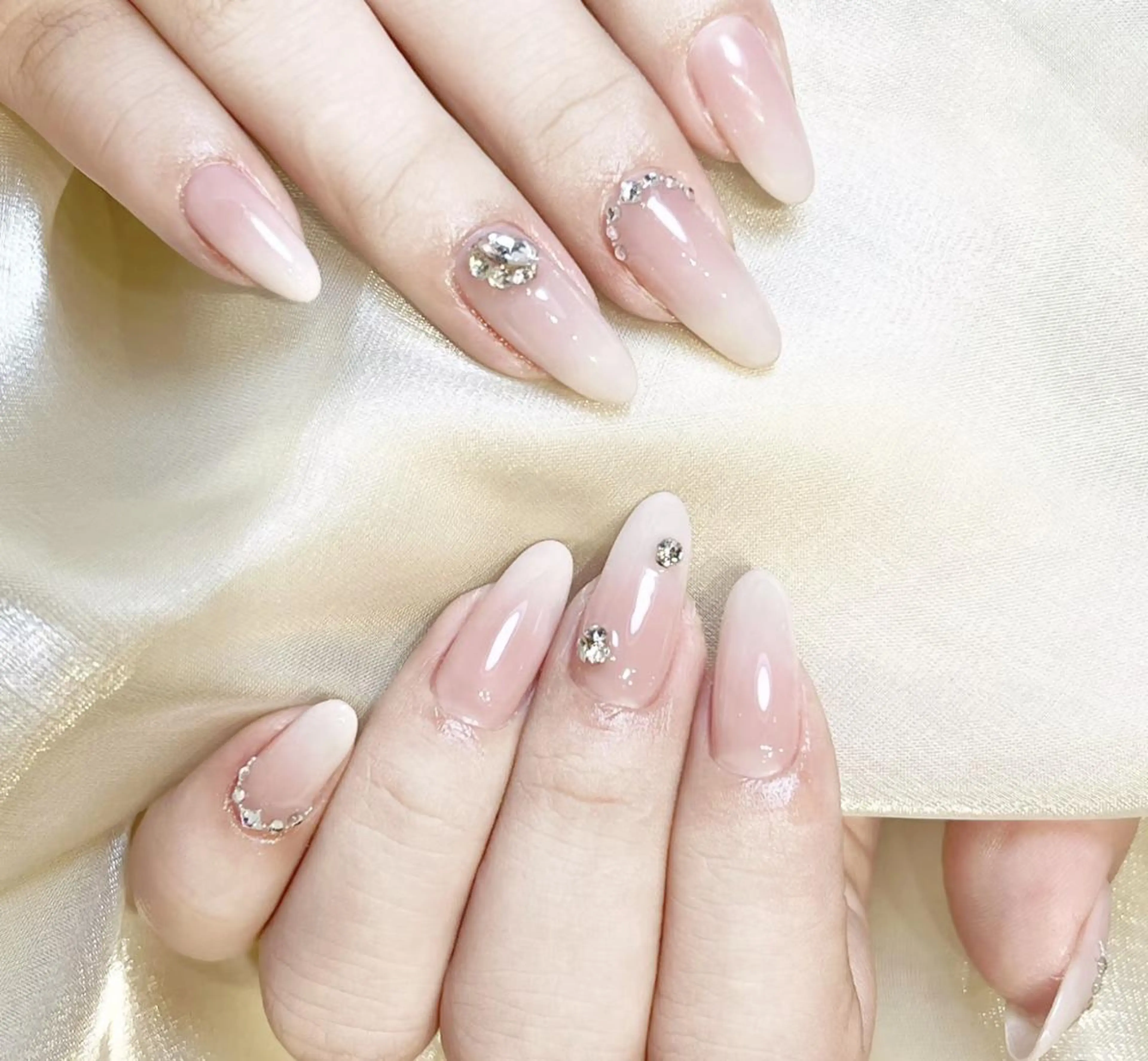 ネイル ハンドネイル 🎀 NaNa_nailのネイルデザイン