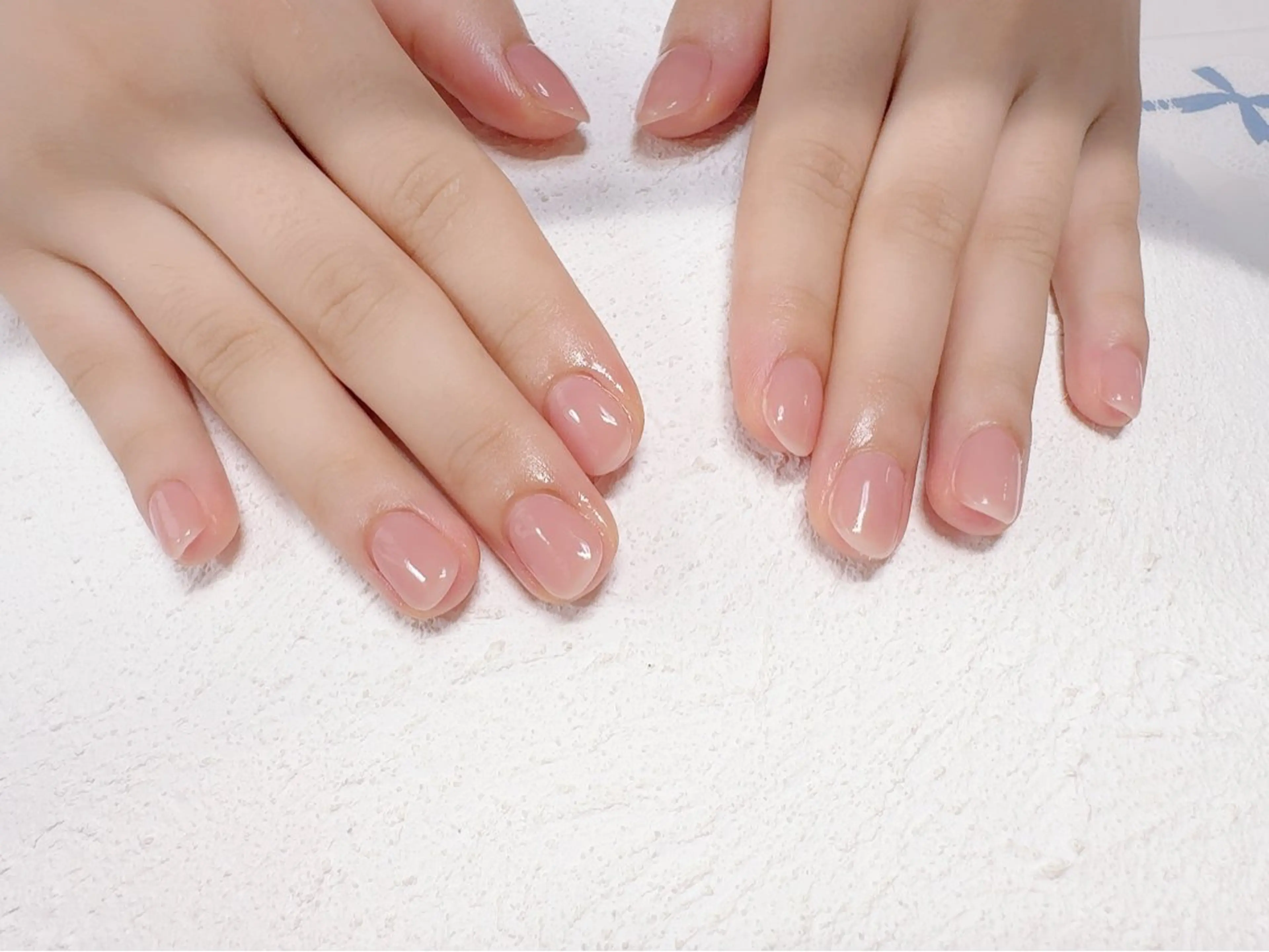 ネイル ジェルネイル Regaro i.sのネイルデザイン