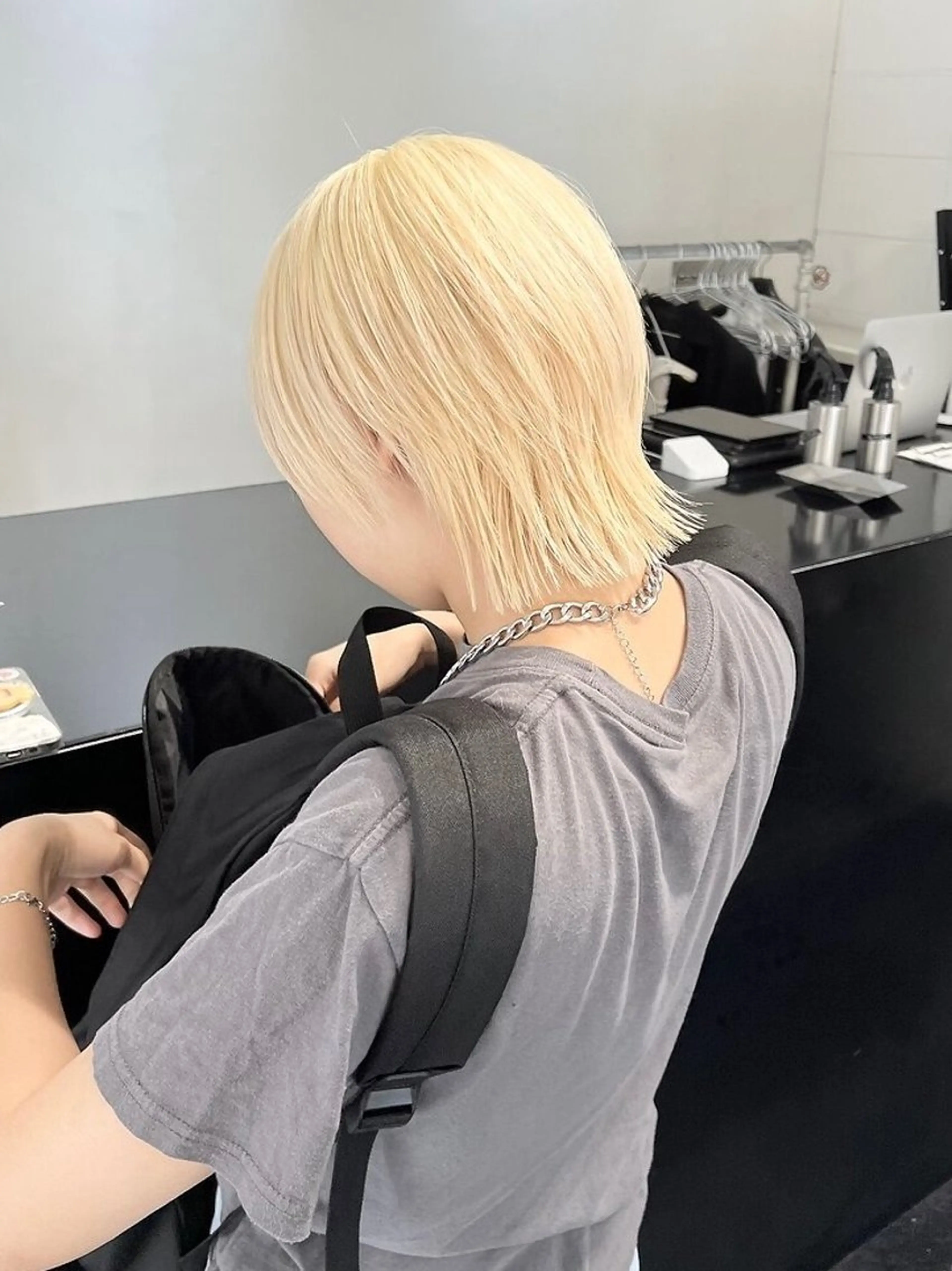 ミディアム カラー ブロンド カット ヘアカラー トリートメント HARU//原宿🤍 リピート率NO.1のヘアスタイル