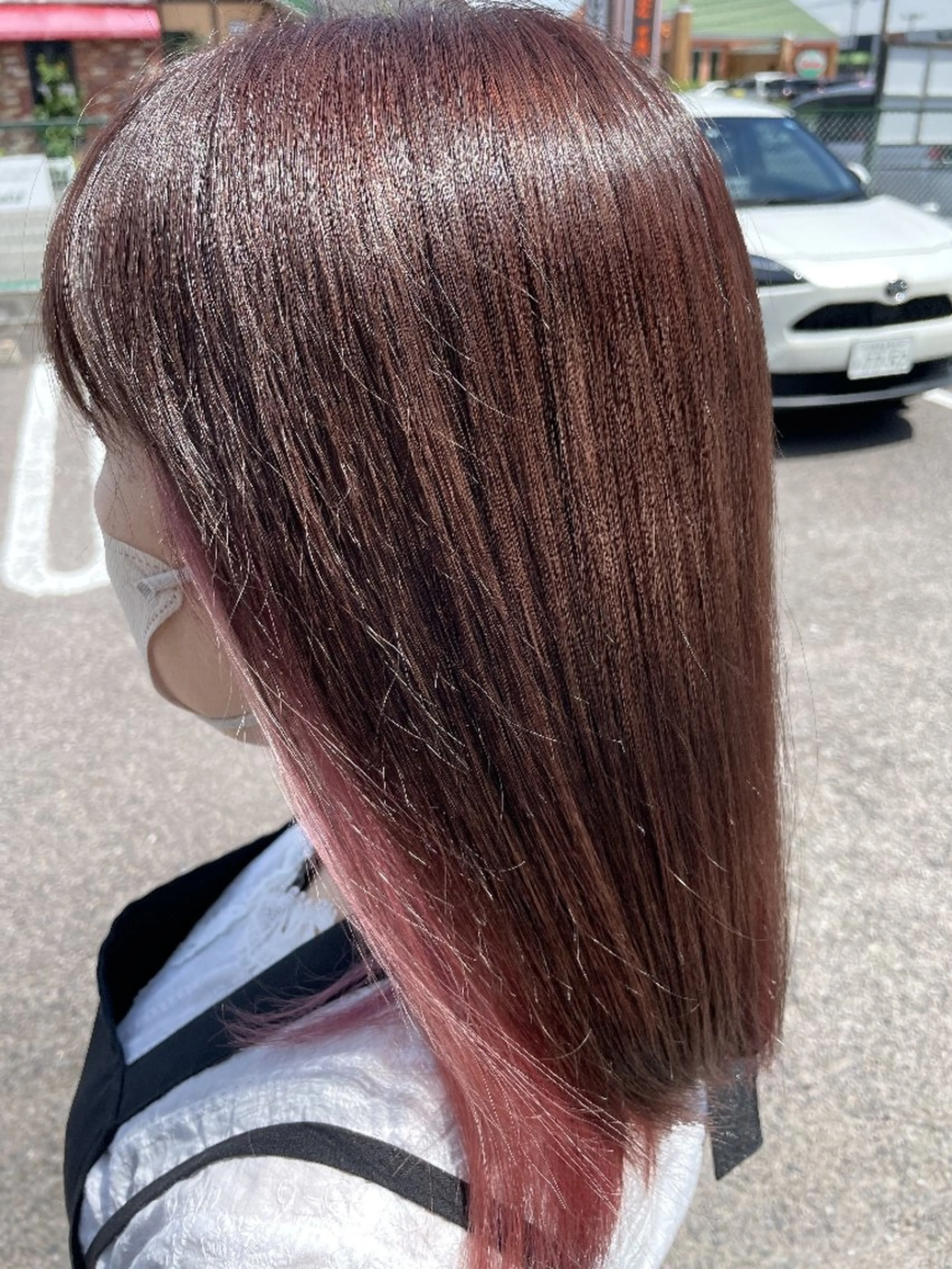 セミロング カラー 西村 泰江のヘアスタイル