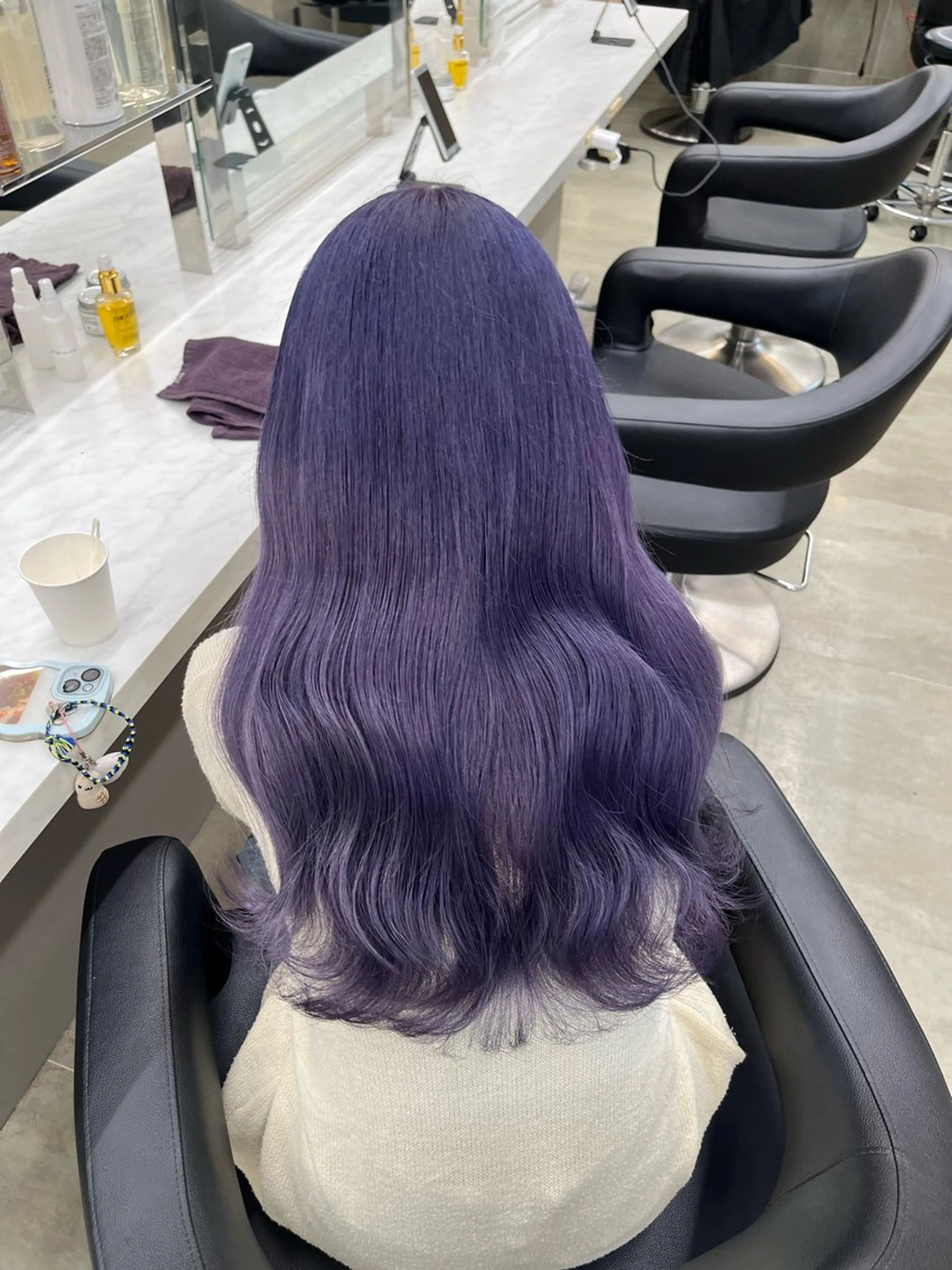 ロング ヘアカラー トリートメント ヘッドスパ ヘアセット 寒色＆ブリーチ特化 寒色MiOのヘアスタイル