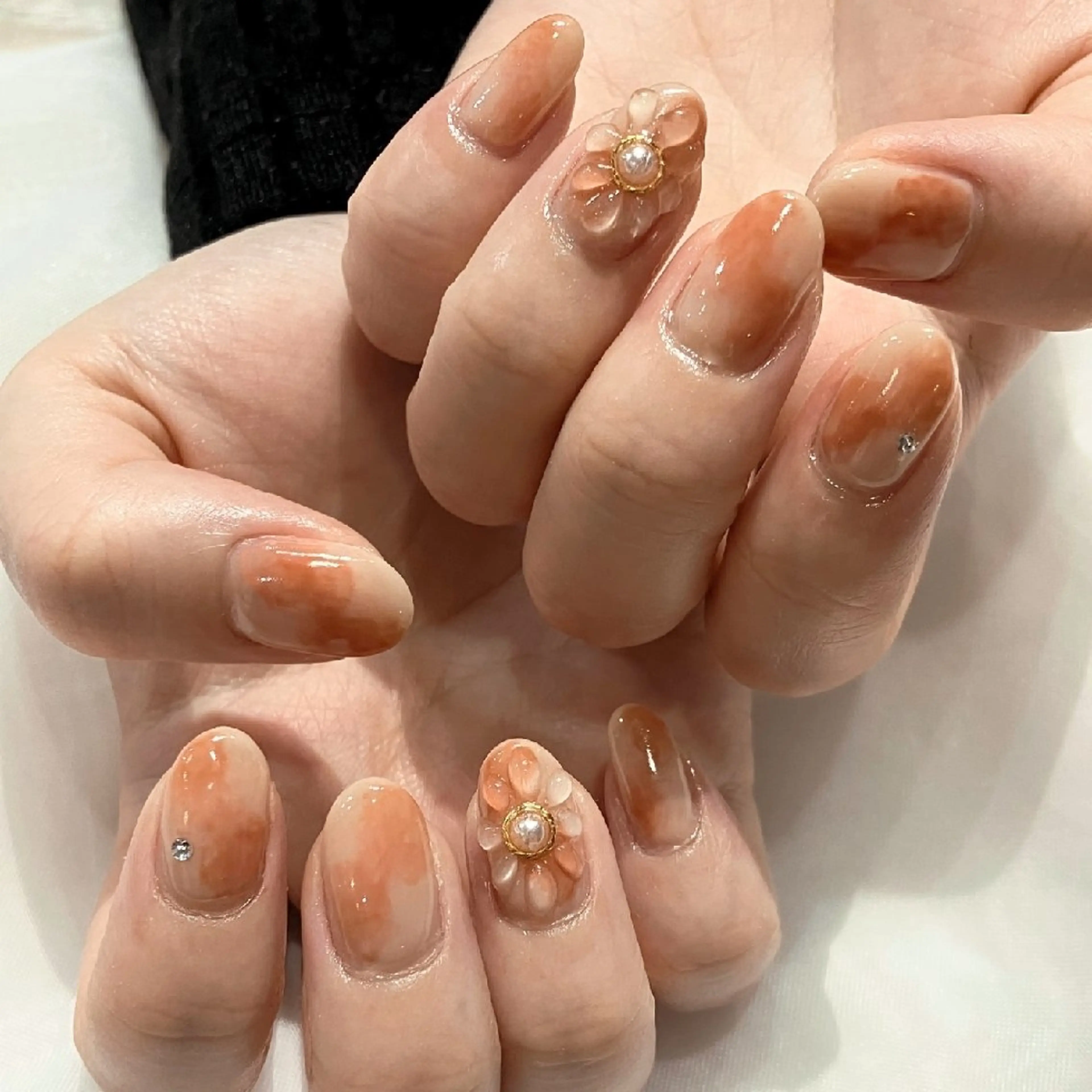 ネイル フラワーネイル 大理石ネイル(マーブル) ぷっくりネイル ハンドネイル felicita服部店所属・felicita fumi♡のネイルデザイン