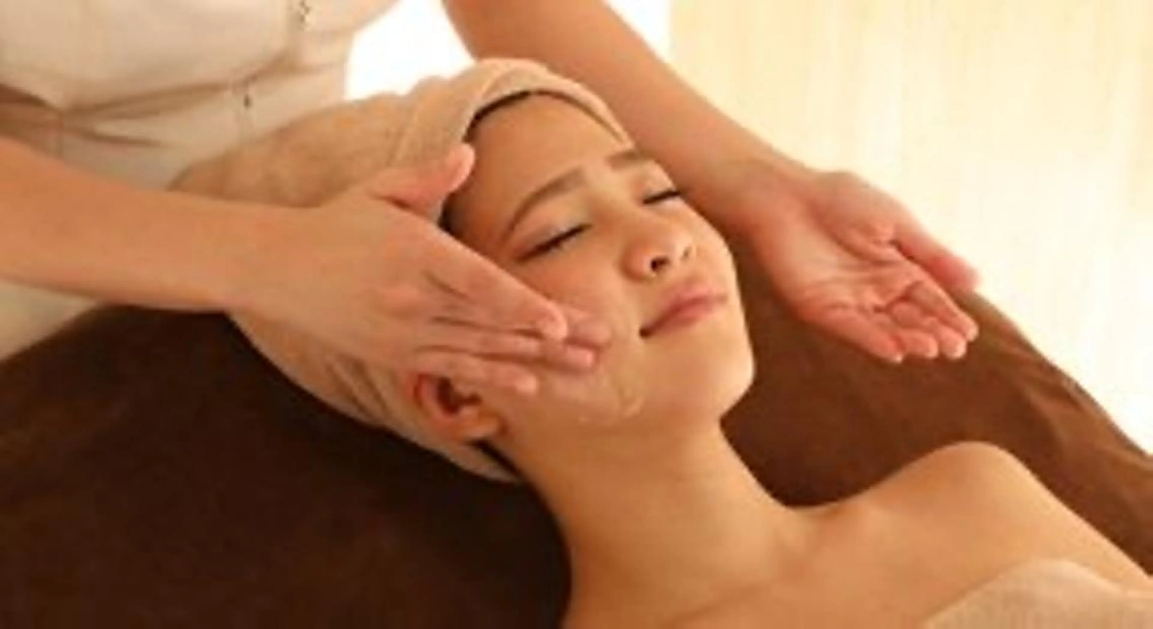 大人気韓国式コルギで韓国肌🍪💝骨格調整×究極小顔マッサージ🍪コラーゲン泡エッセンス導入✨歪み/小顔/むくみの写真