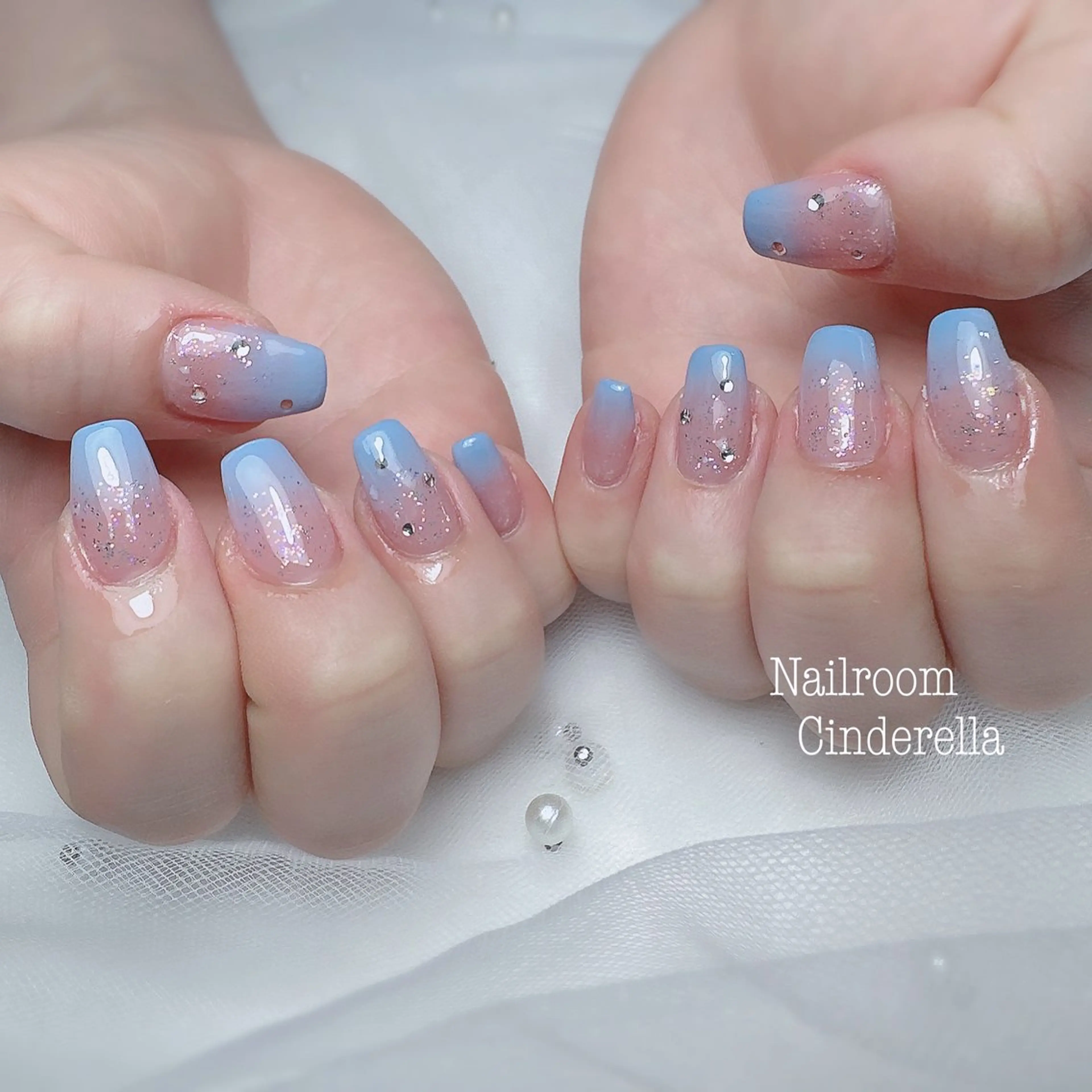 ネイル グラデーション Nailroom. Cinderellaのネイルデザイン
