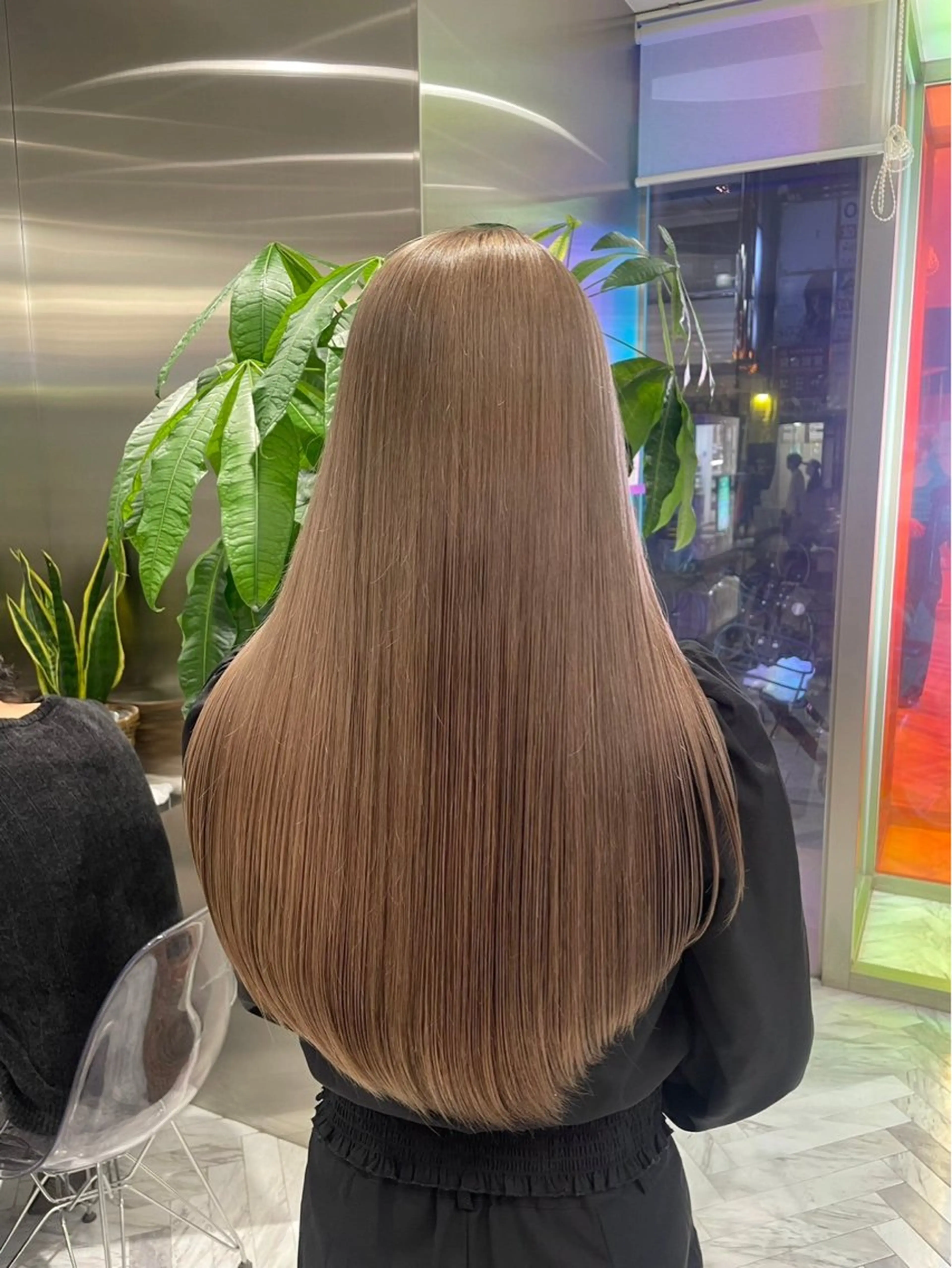 ロング カラー ベージュカラー ハイトーンカラー ハイトーンベージュ 似合わせ SHOYAのヘアスタイル