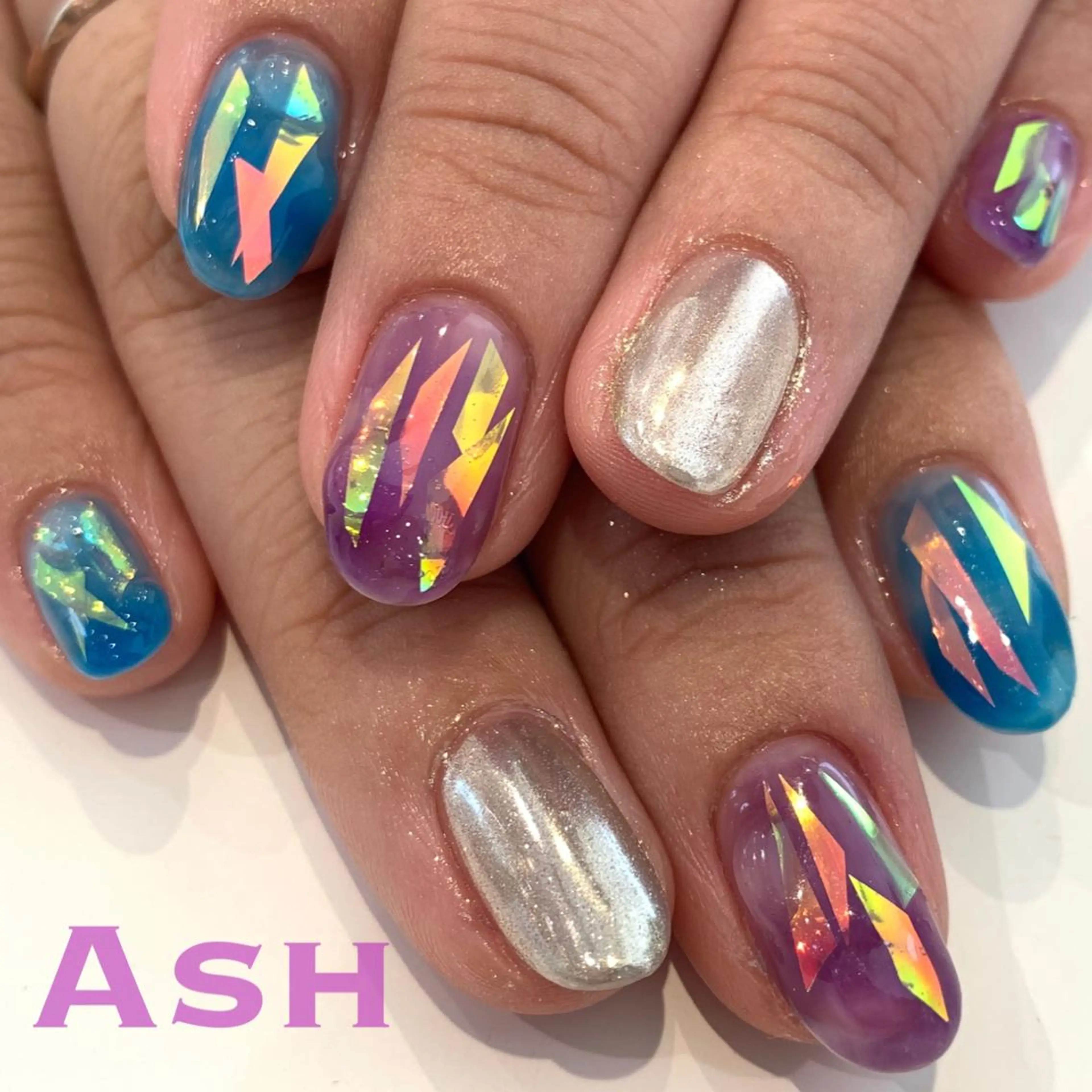 ネイル 🩵NORIKO 上品ネイルが得意🩵のネイルデザイン