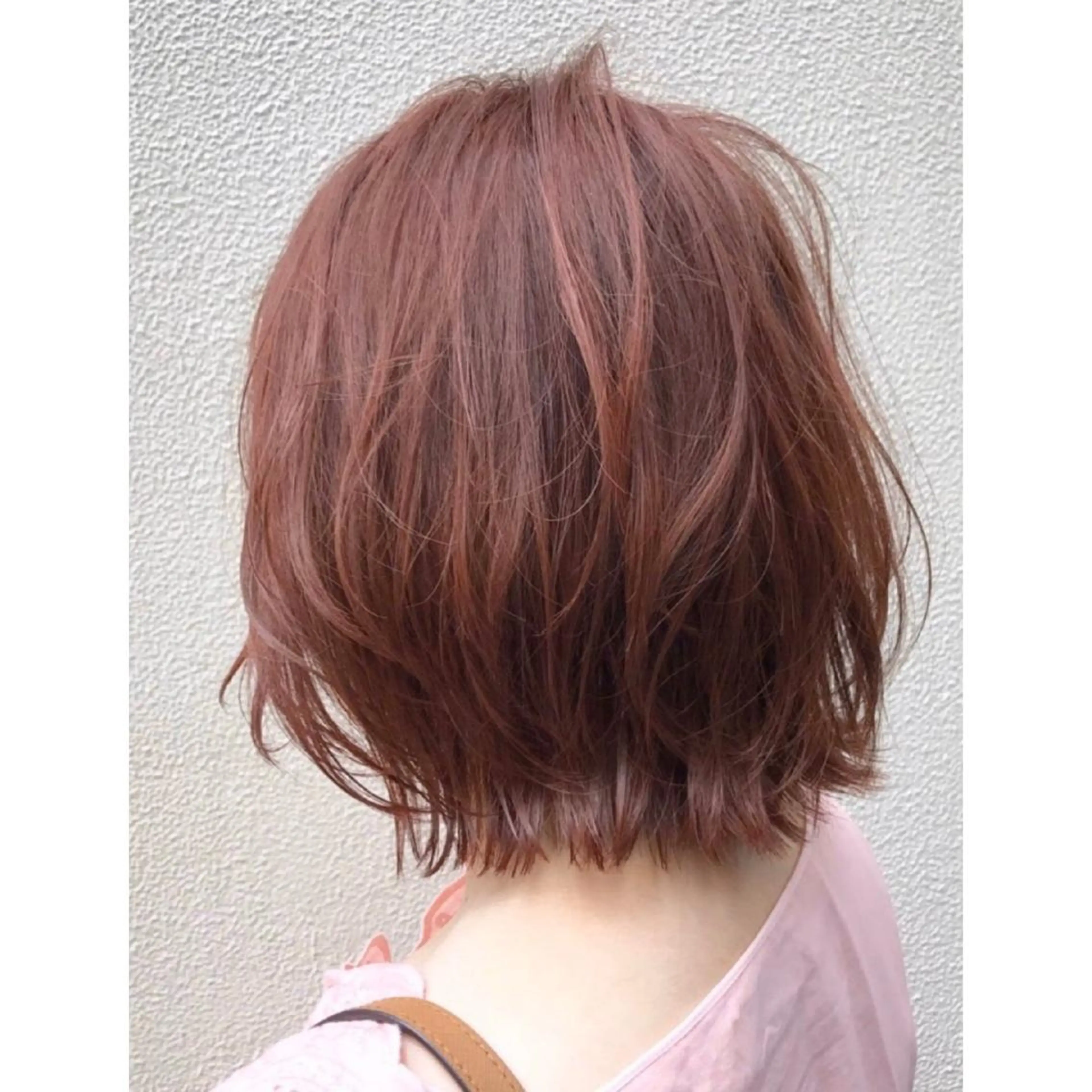 ショート カラー ヘアアレンジ ピンクカラー 髪質改善サロン🍃 AIRI のヘアスタイル