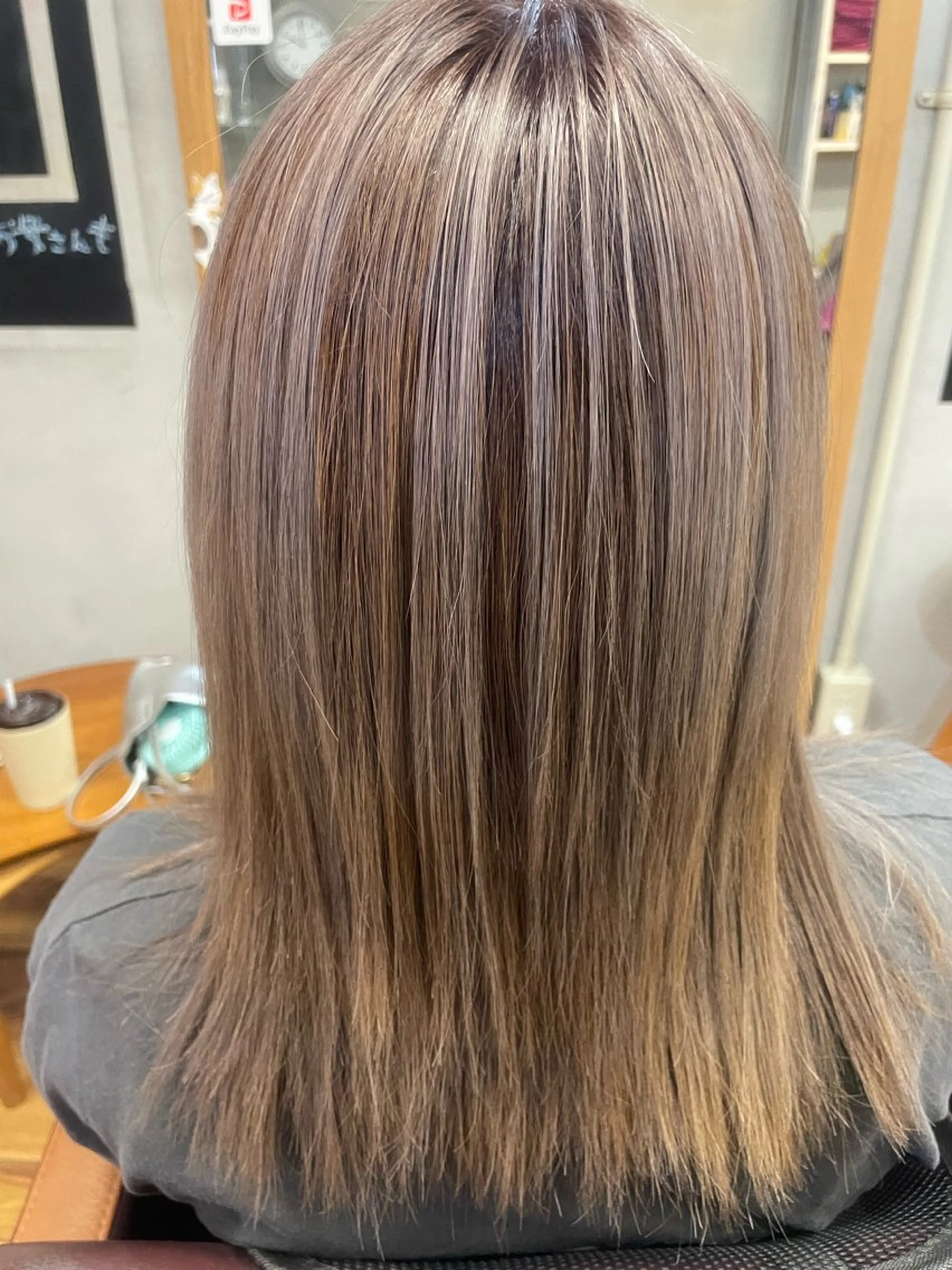 カラー ハイライトカラー シルバー 後藤 健史のヘアスタイル