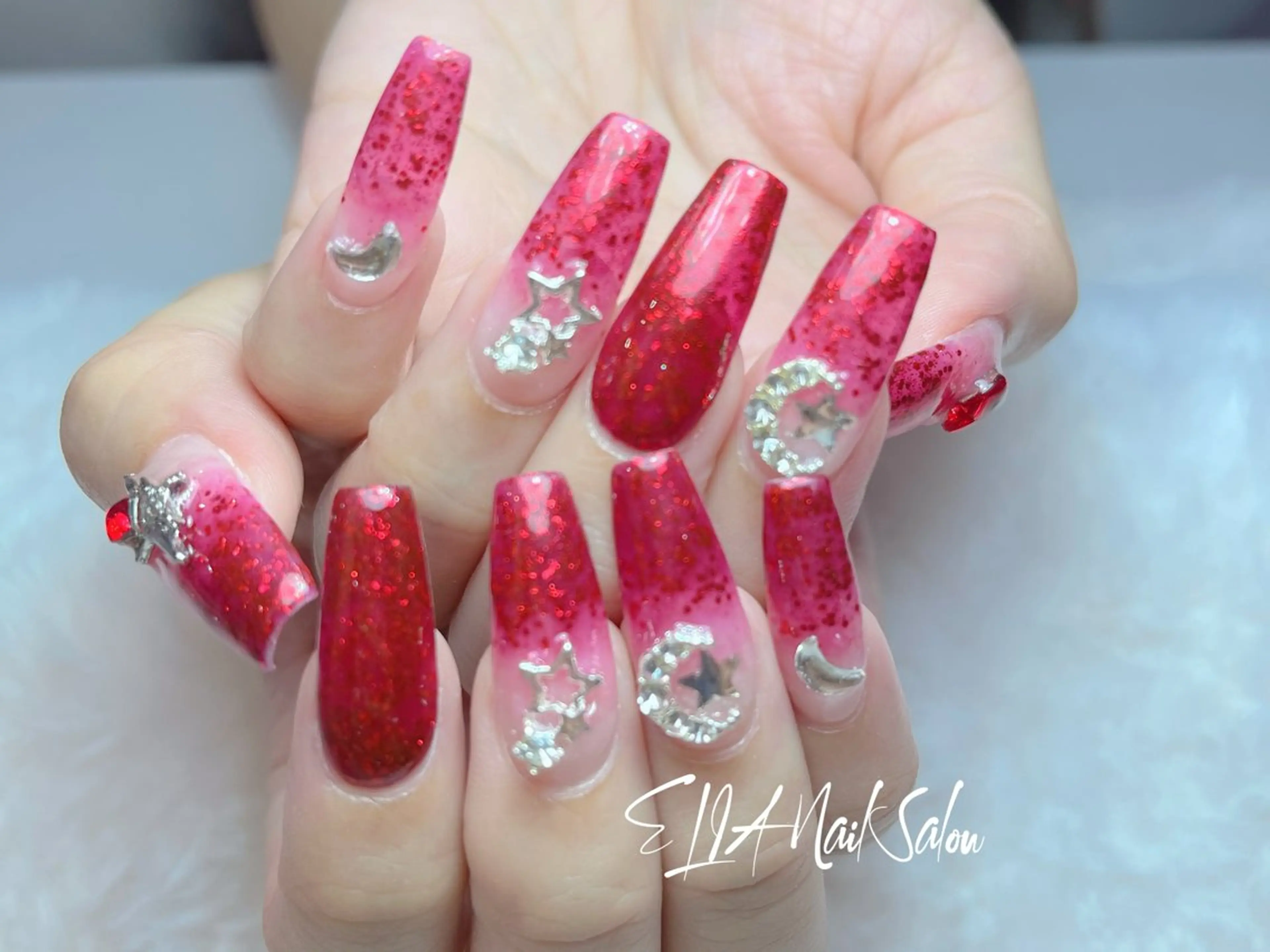 セミロング cici nailのネイルデザイン