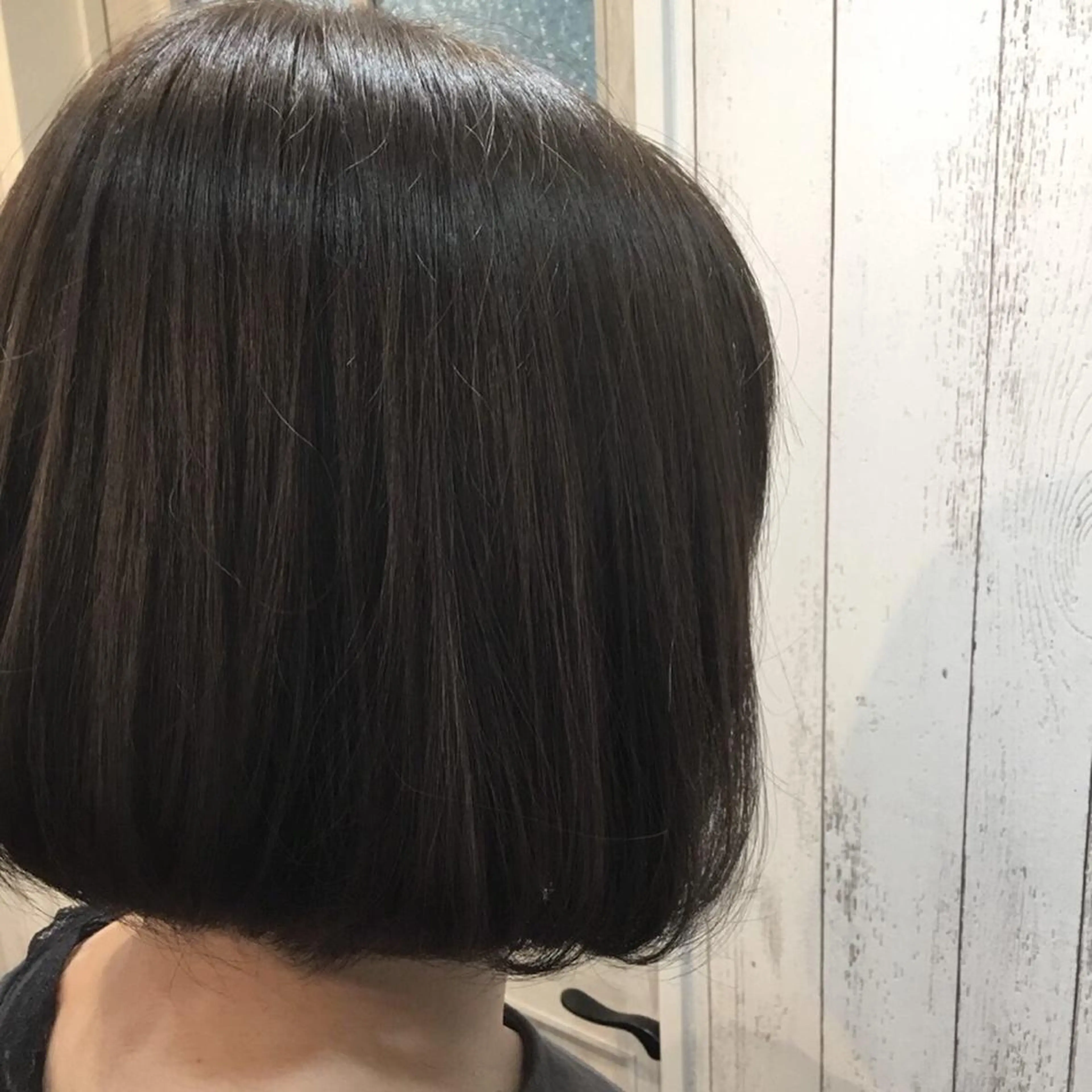 ミディアム カラー embrace エンブレイスのヘアスタイル