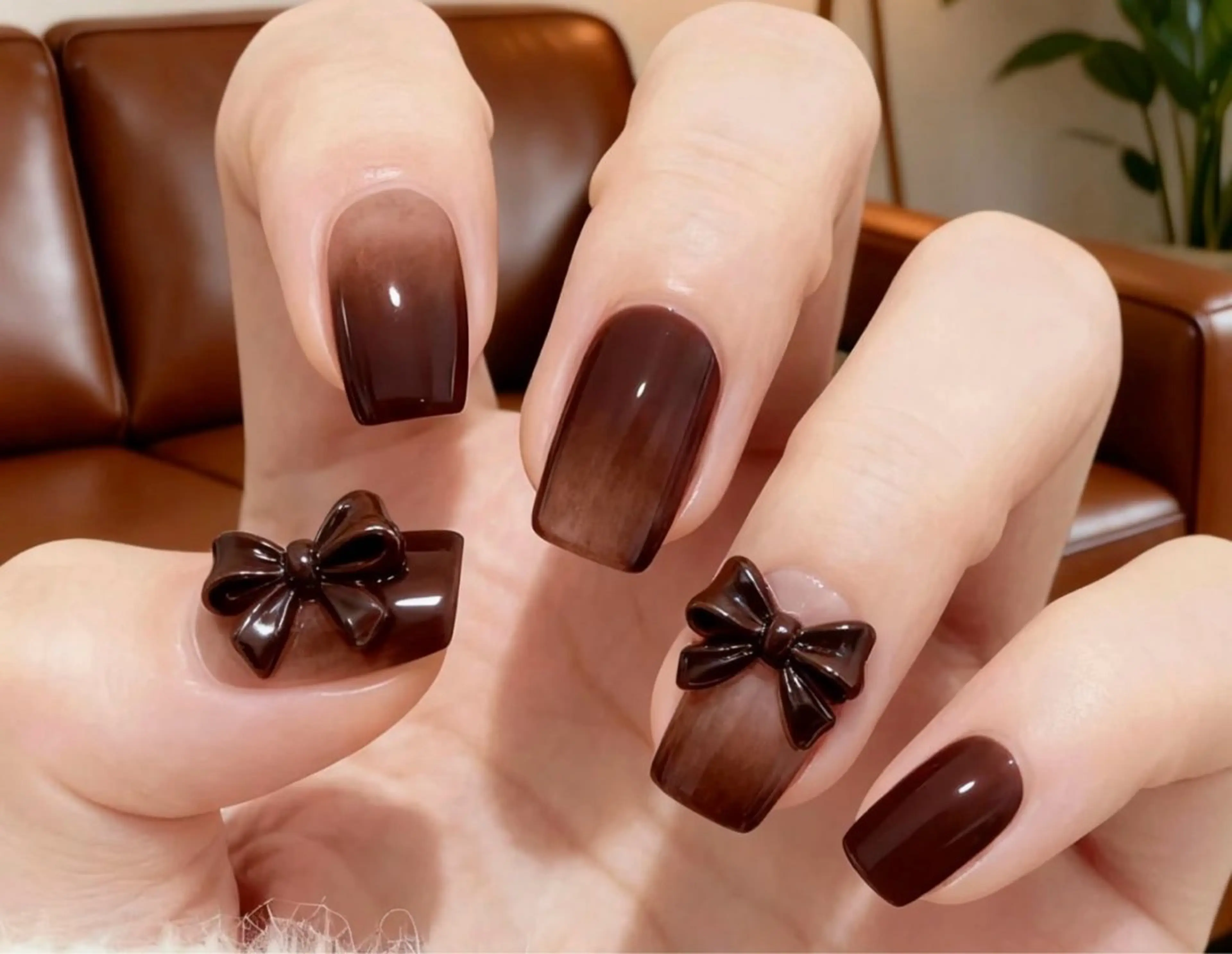 ネイル フレンチネイル ジェルネイル ガラスフレンチ グラデーション ラメ(グリッター) ネイルサロン Jasmine 池袋東口所属・YU RIのネイルデザイン