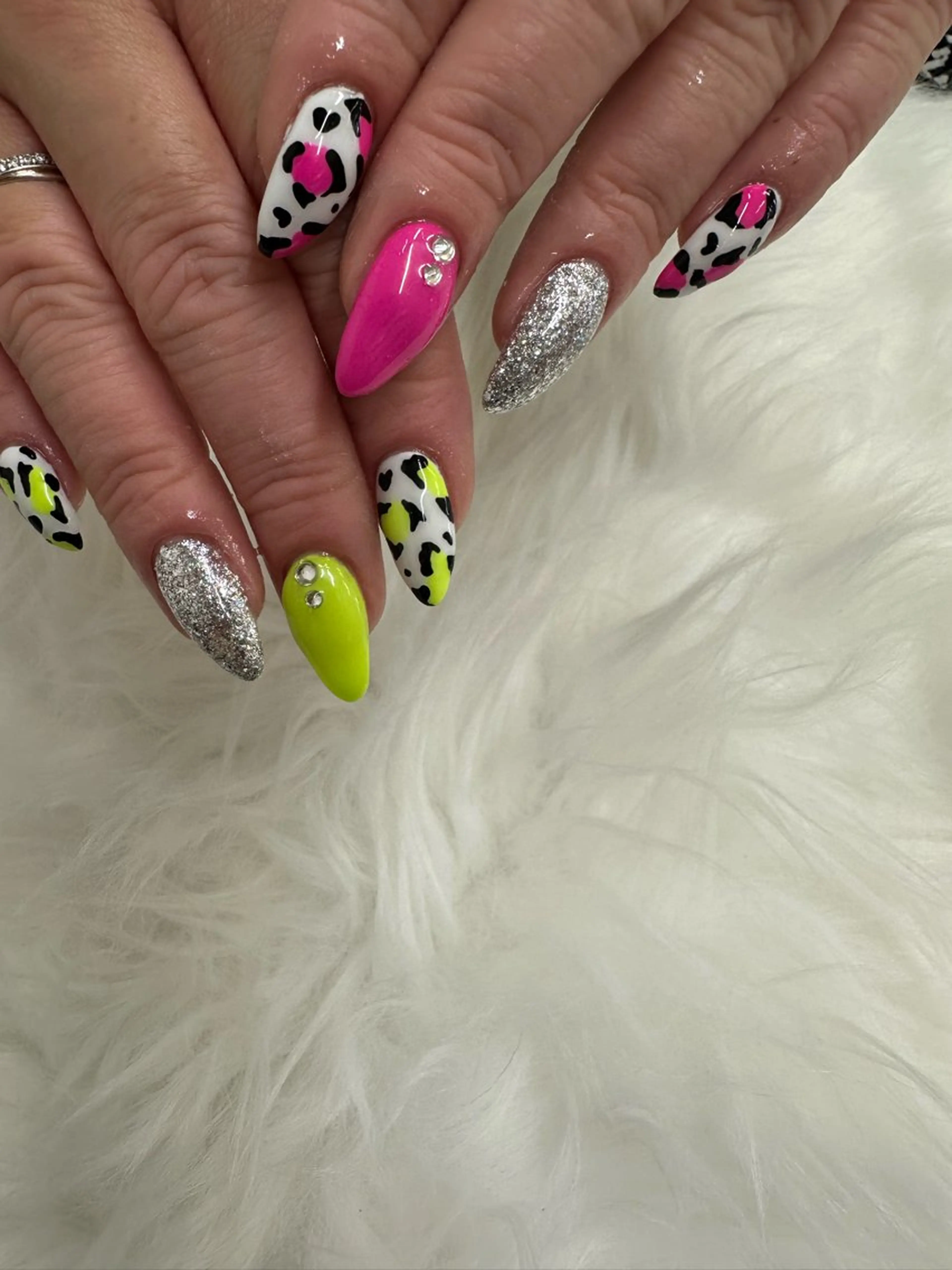 ネイル KARIN NAILのネイルデザイン