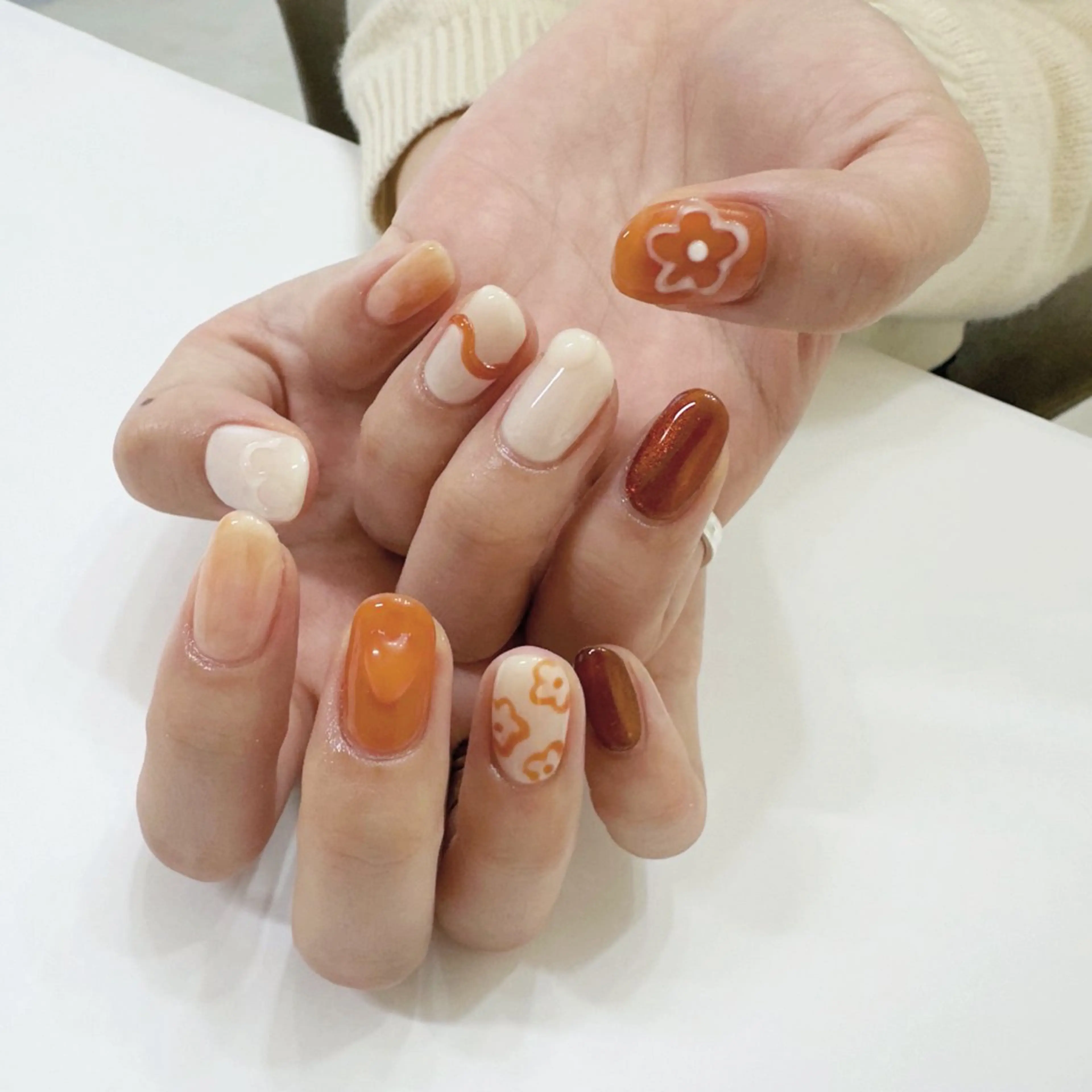 ネイル ハンドネイル Elegancia. Hiromiのネイルデザイン