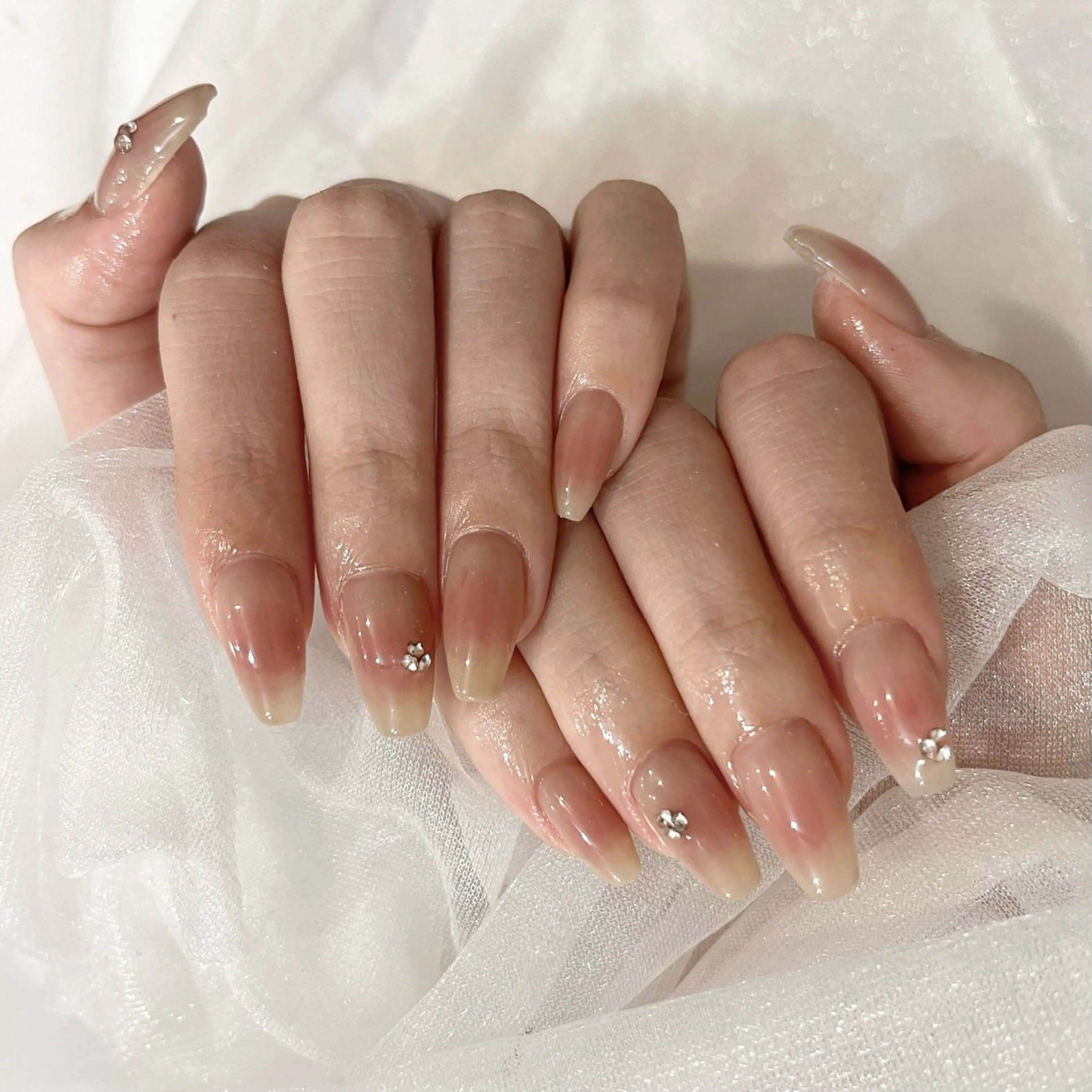 ネイル SALON ELVI.所属・SALON ELVI.のネイルデザイン