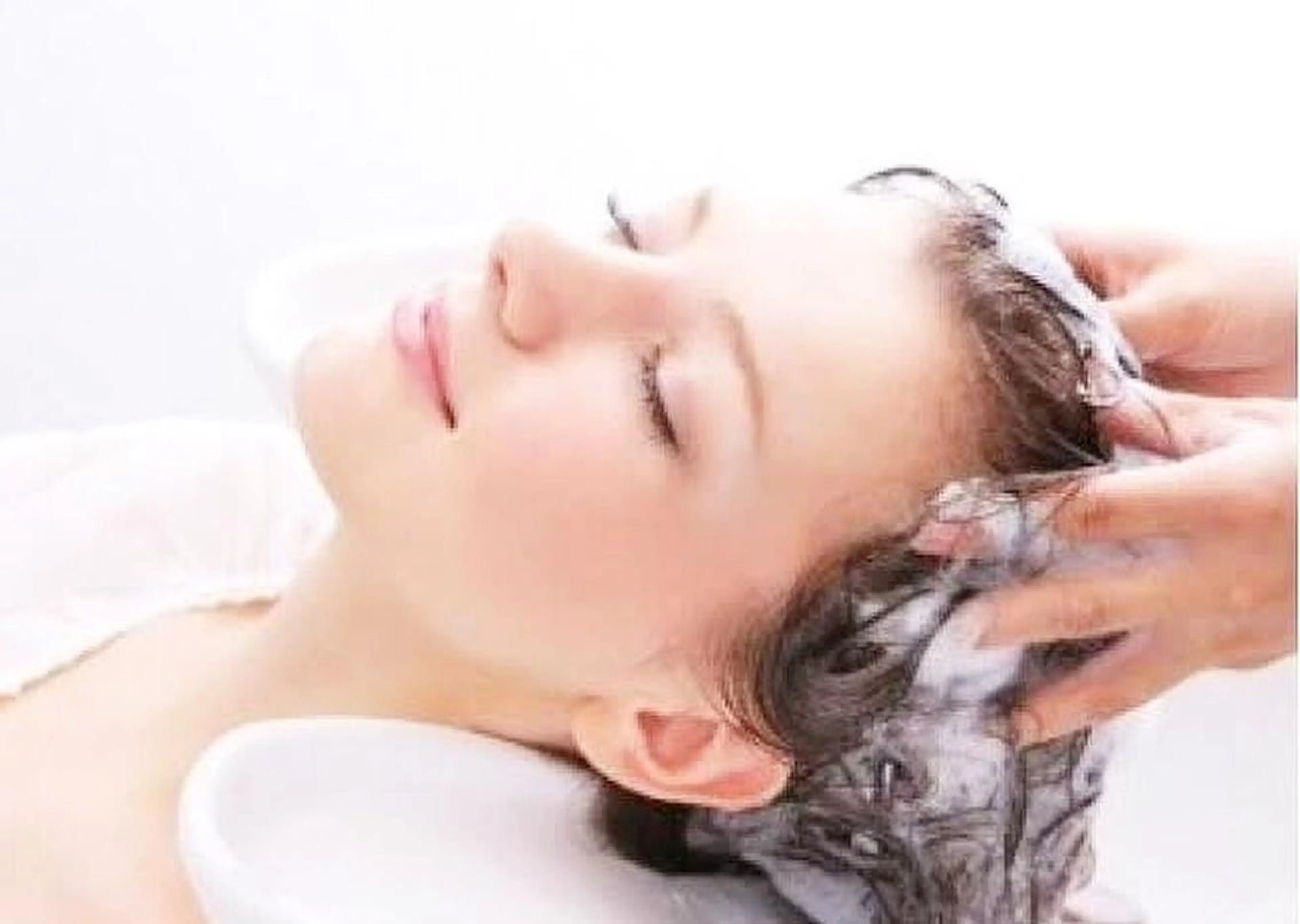 どなたでも【💁🏻♀️ツボを刺激しリラックス🌿】疲れとストレスケアの小顔活性化ヘッドスパ💆🏻♀️の写真