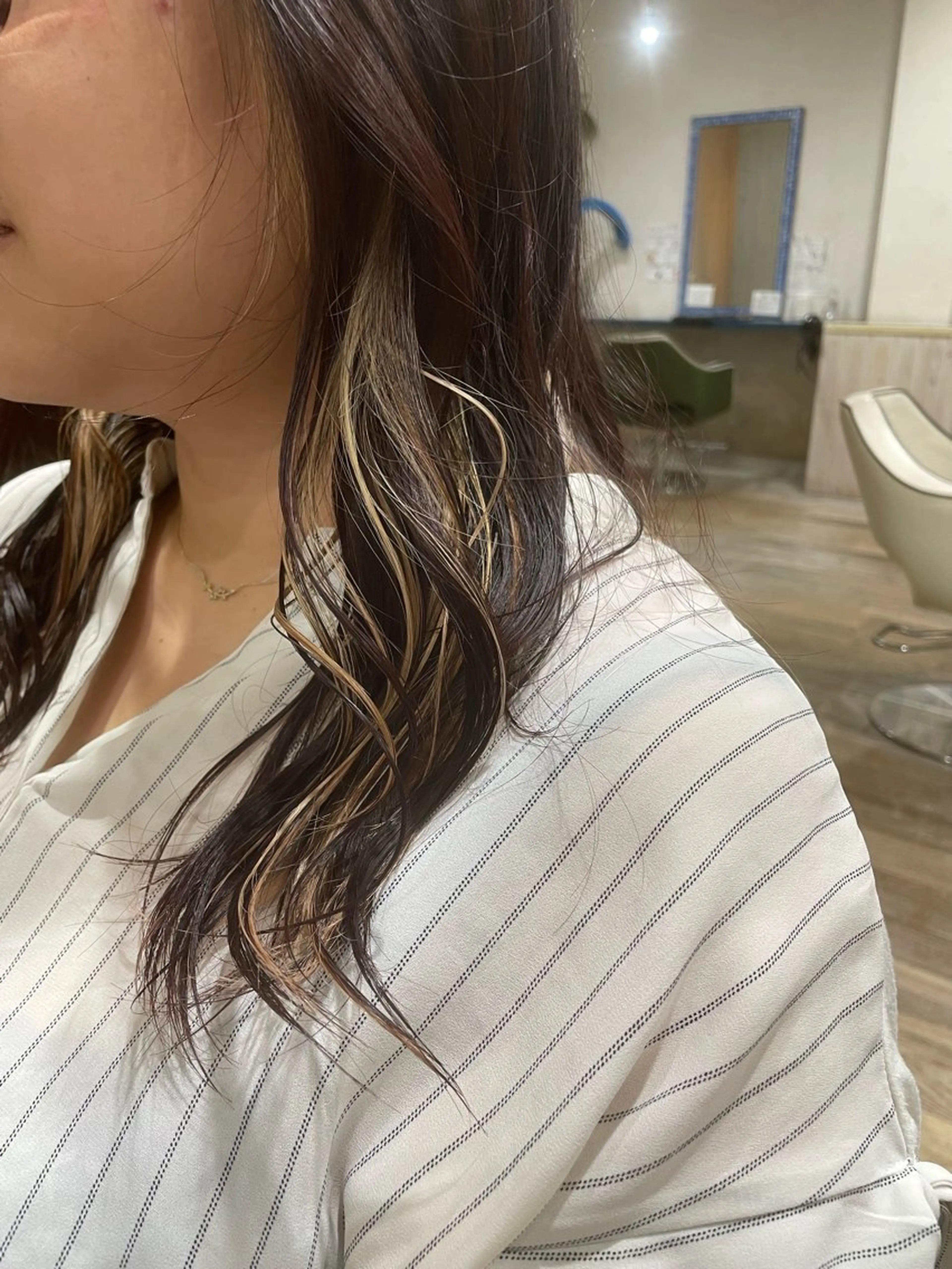 ミディアム カラー インナーカラー HAIR CALM 鹿島田店所属・✄‬齋藤 なな✄のヘアスタイル