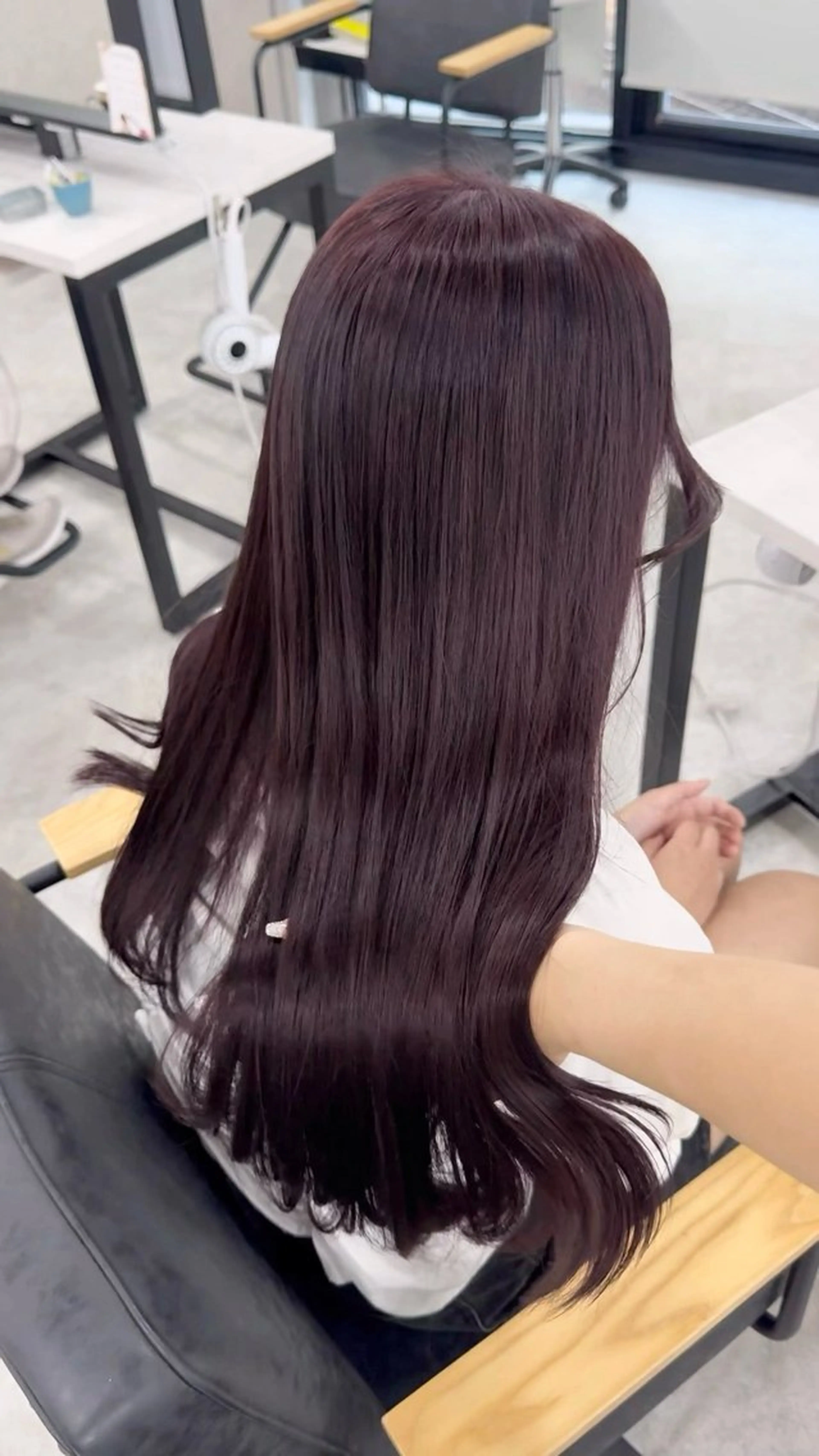 ロング カラー ベージュカラー ブリーチ ブラウンカラー 透明感カラー ダブルカラー カット ヘアカラー トリートメント 赤み無し柔らかカラー 【梅田】madokaのヘアスタイル