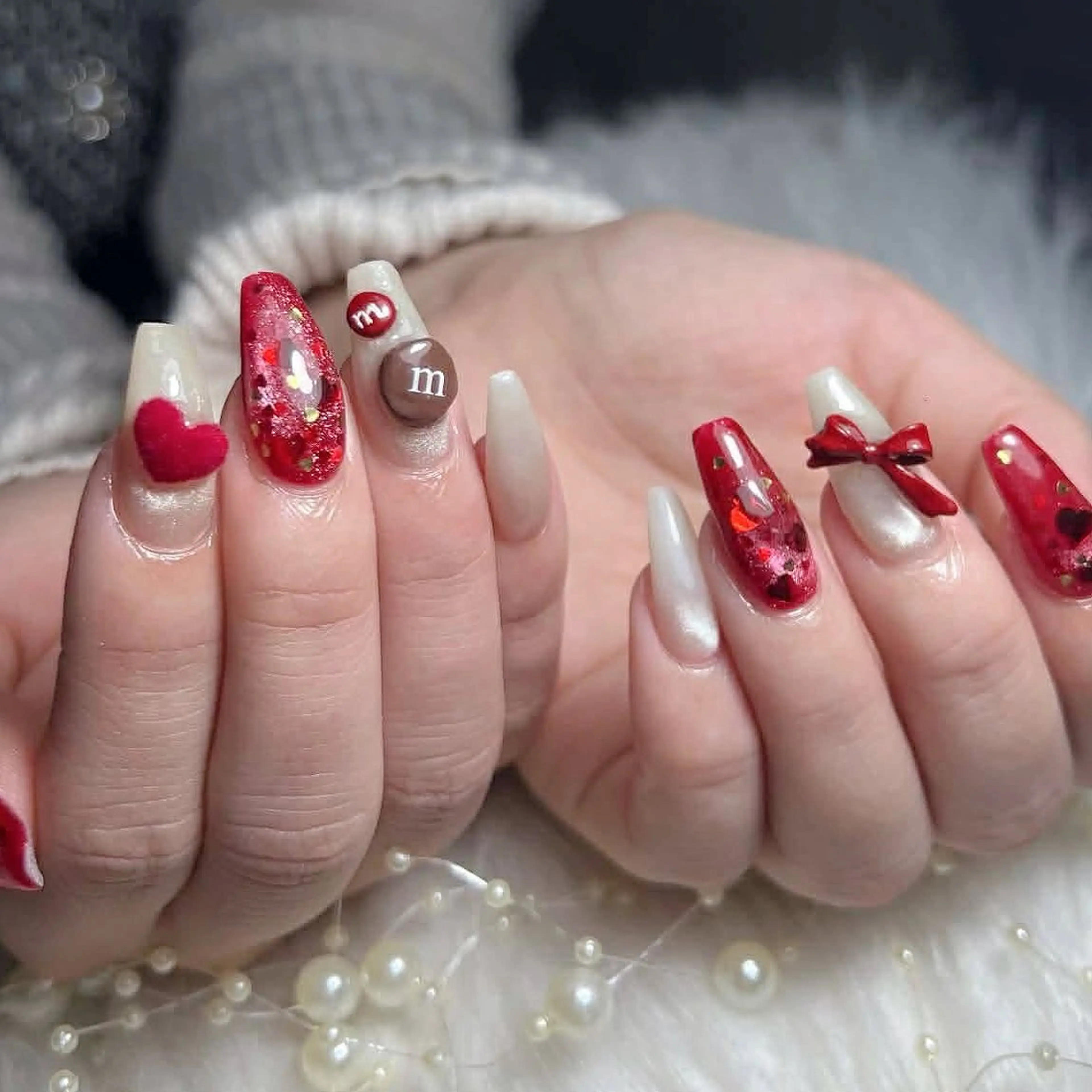 ネイル オーロラネイル クリアネイル 成人式 フラッシュネイル ジェルネイル ハンドネイル Amee Nail Salonのネイルデザイン