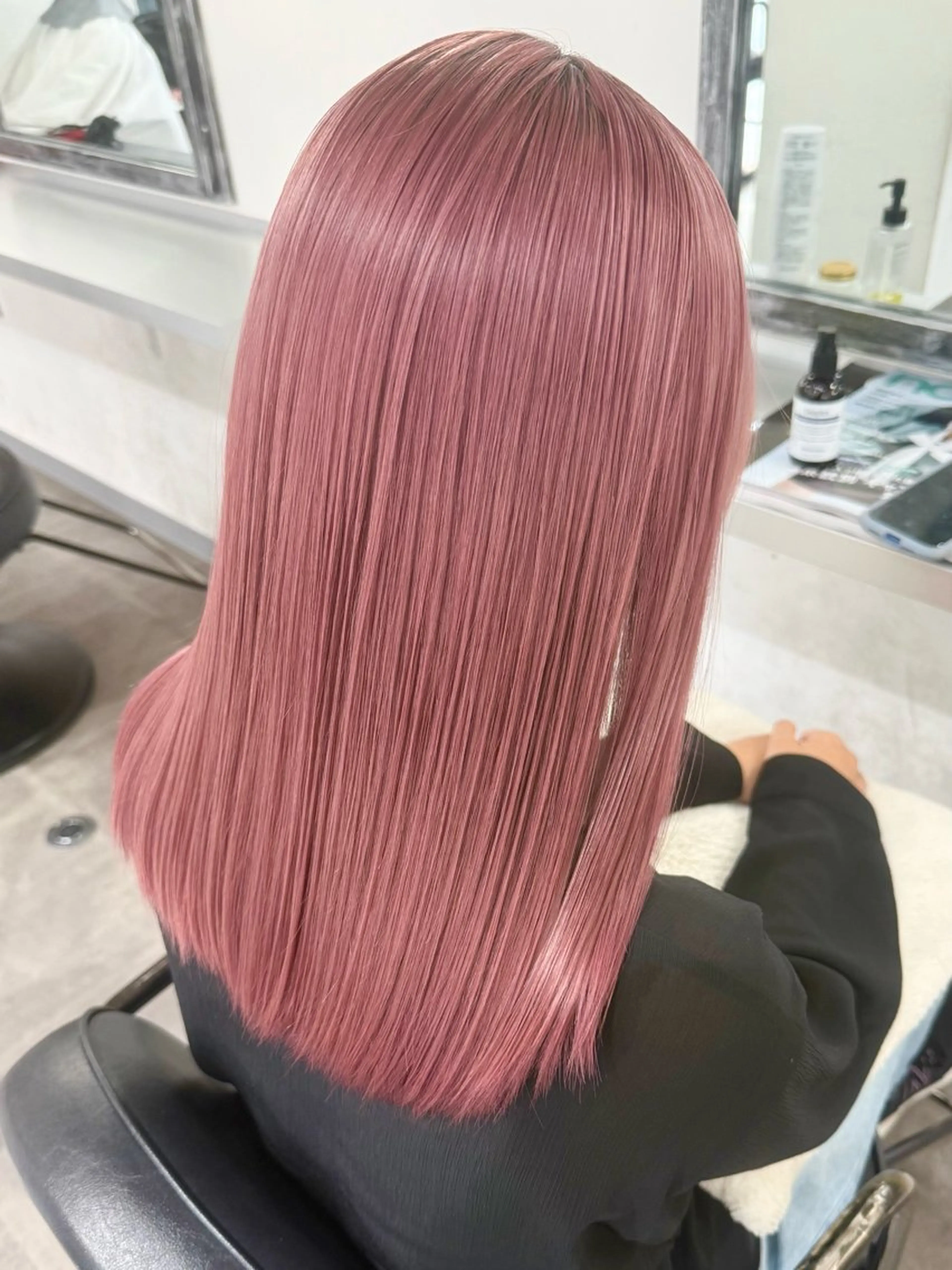 ロング 篠崎 佑季のヘアスタイル