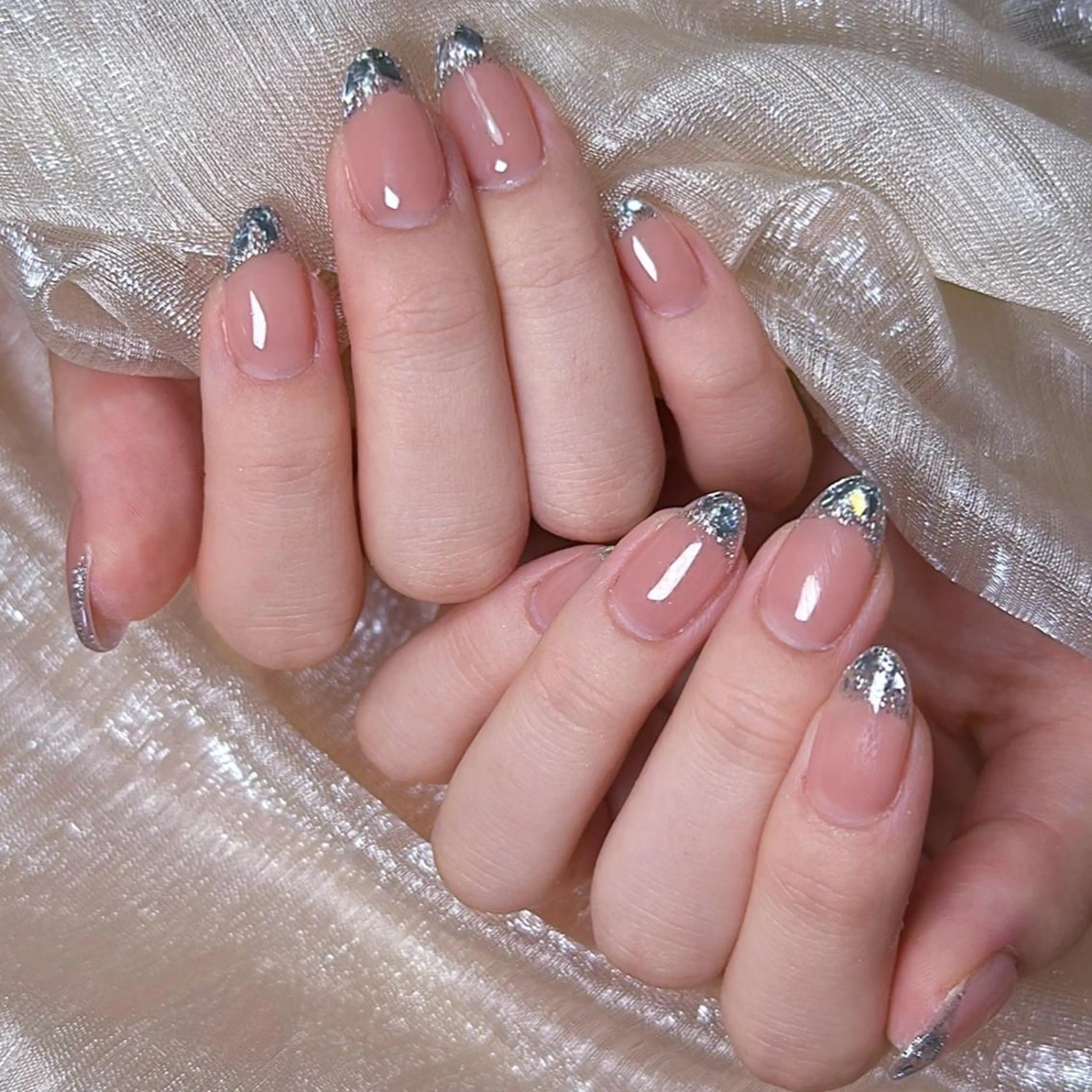 ミディアム 韓国風ヘア ハンドネイル DIAMOND Nail🥇のネイルデザイン