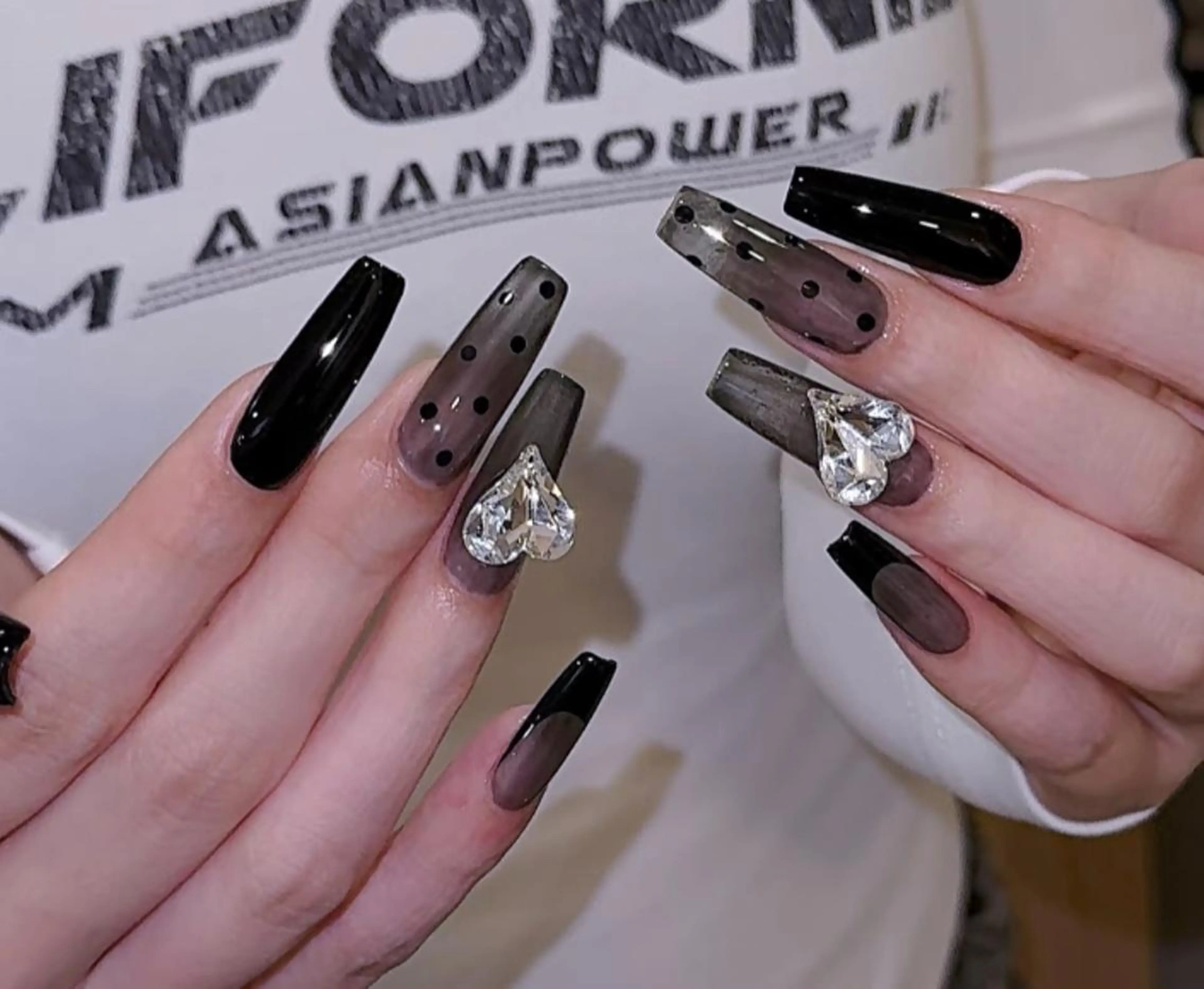 ネイル ハンドネイル Pure&Rich Nailのネイルデザイン