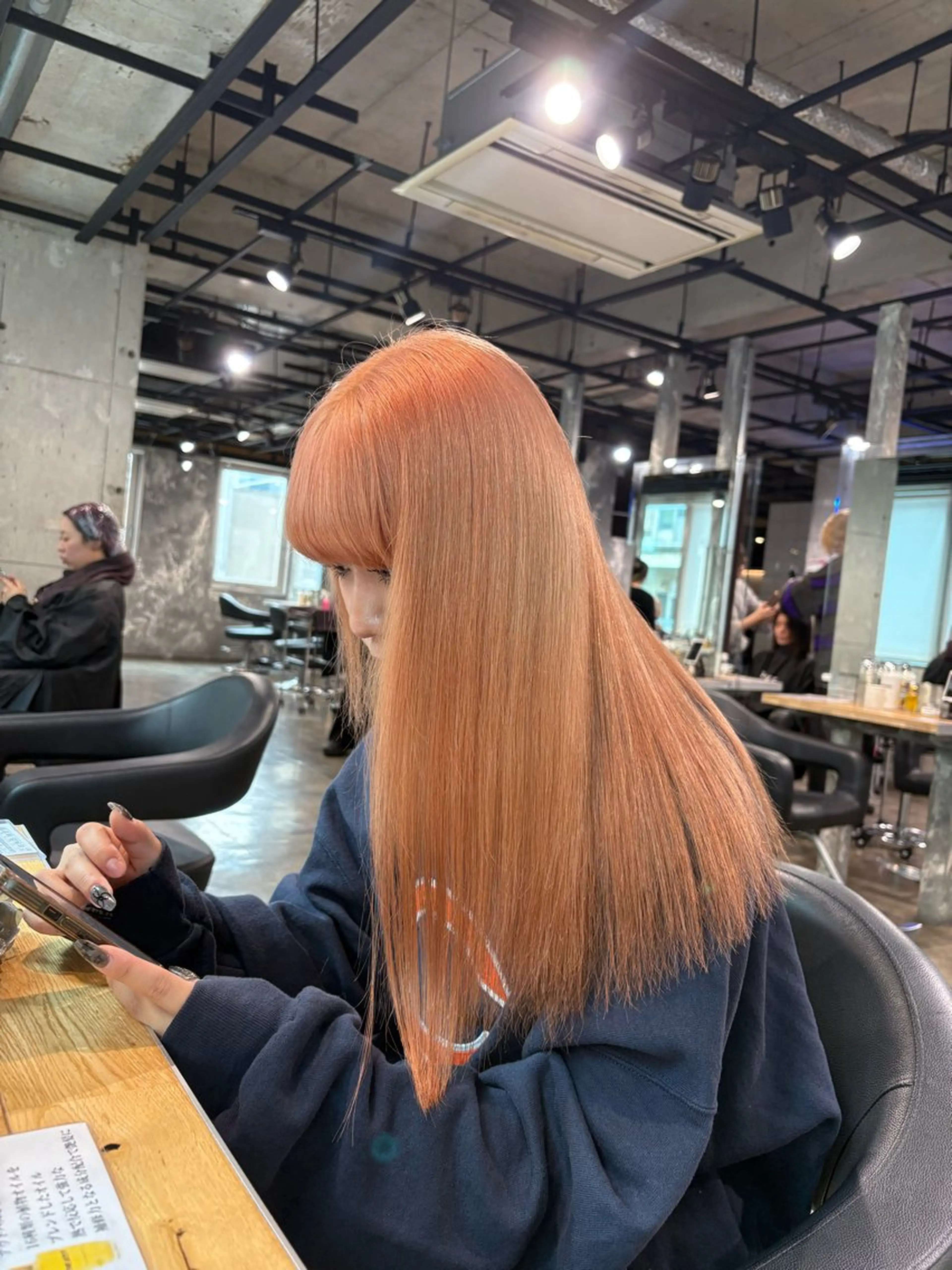 カラー ヘアカラー トリートメント 透明感ベージュ🤎 ナチュラルレイヤーのヘアスタイル