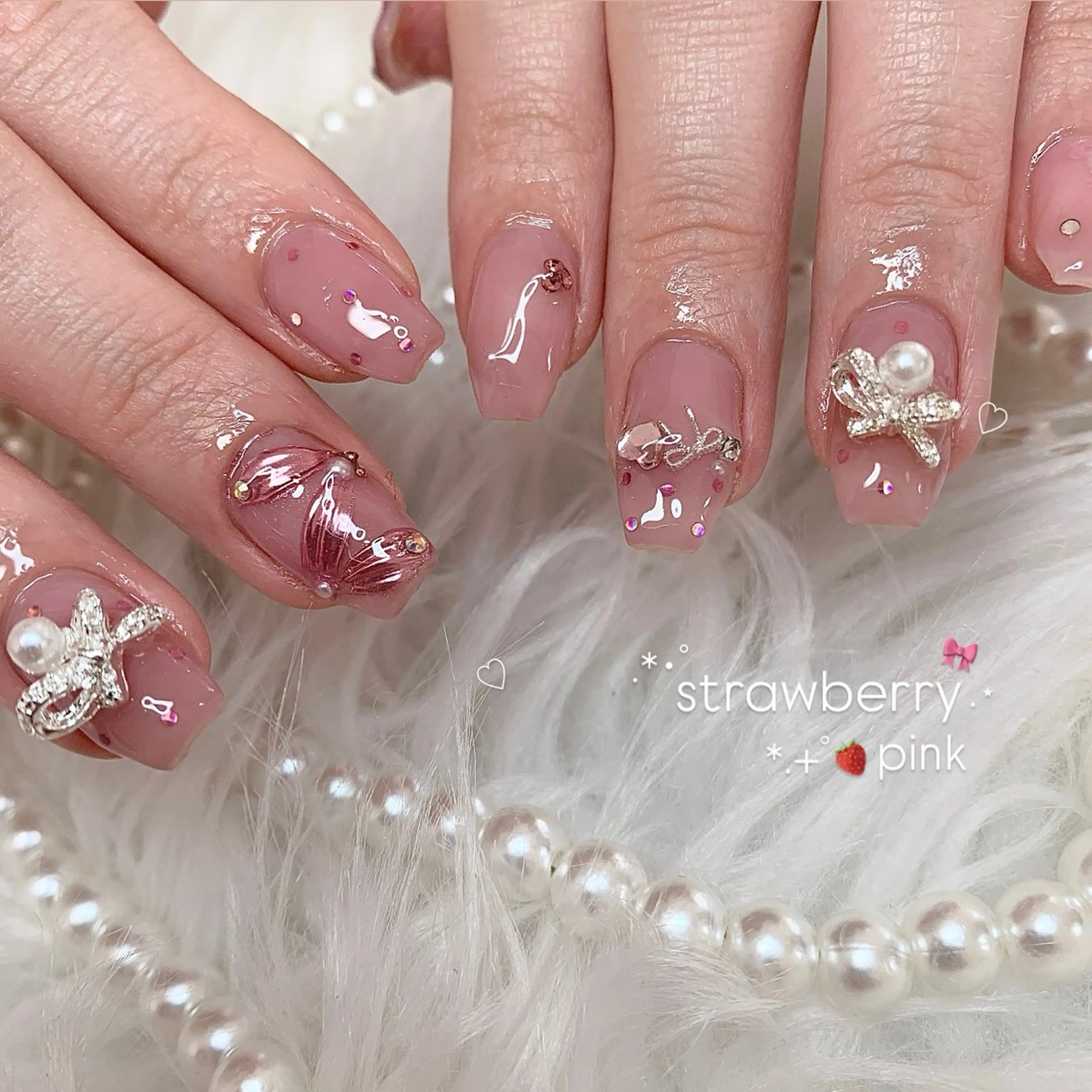 ネイル ハンドネイル La neige* yuki 🐩🌙のネイルデザイン