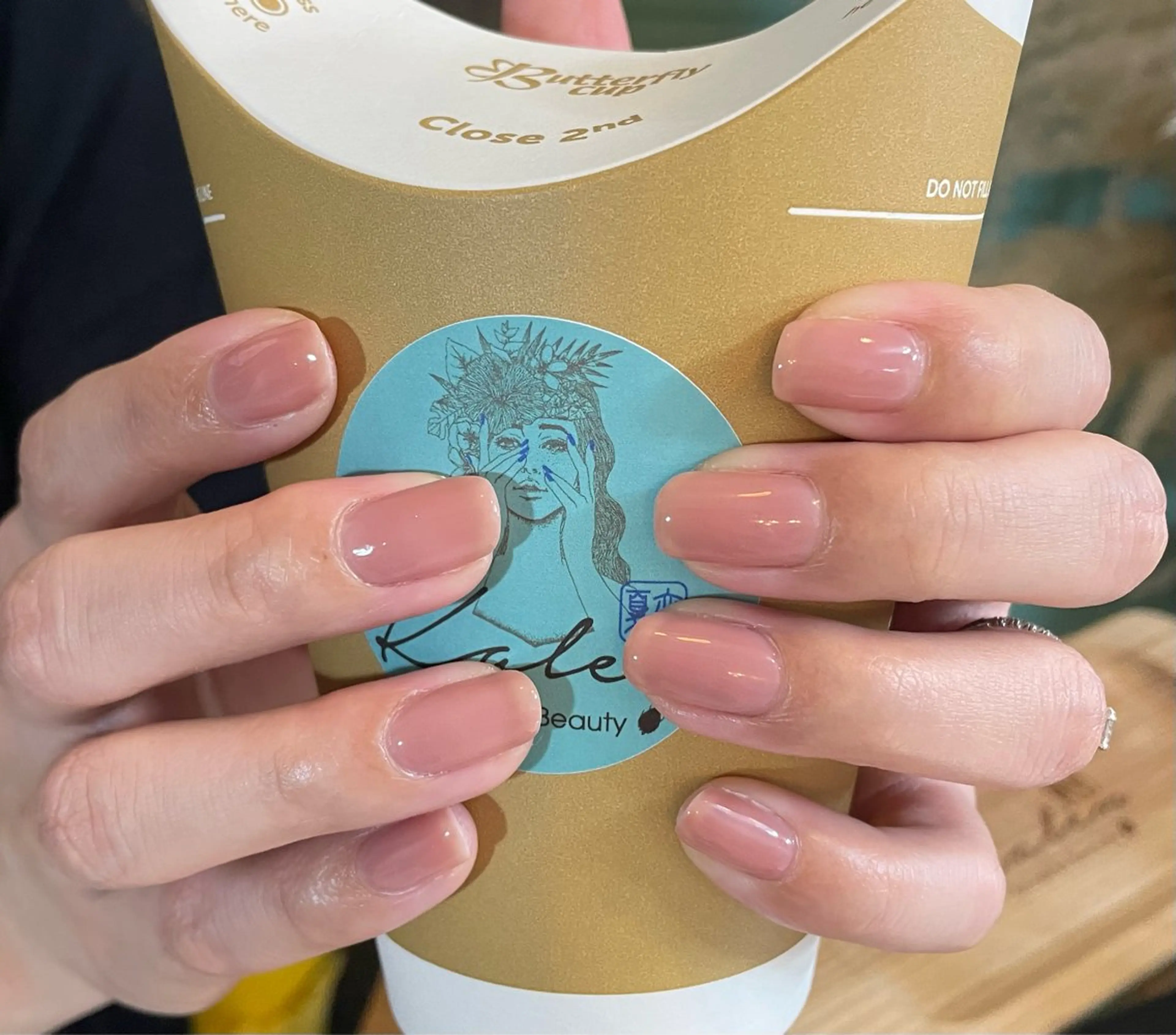 ネイル Kalen_ Ami北谷町北前のネイルデザイン