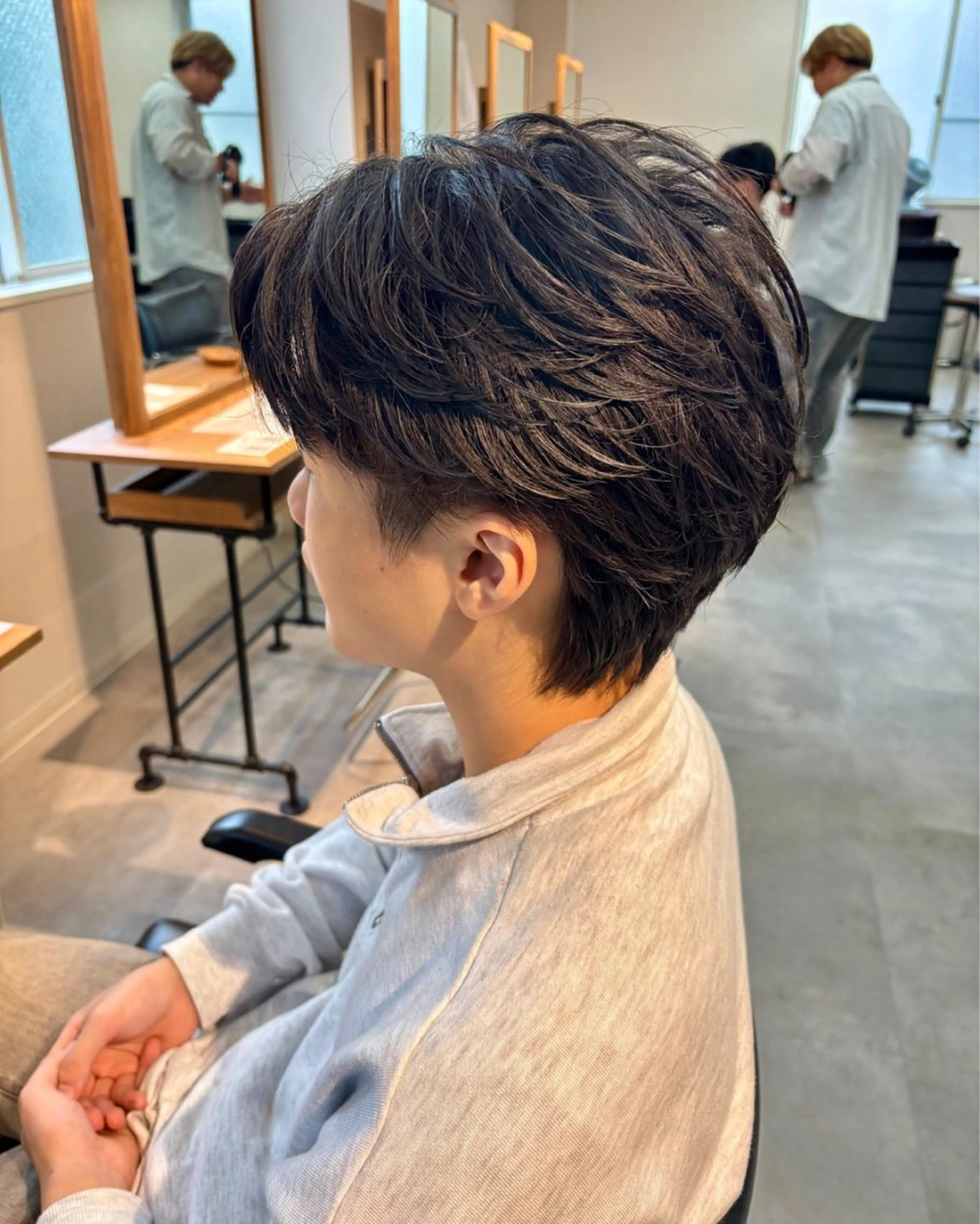 パーマ メンズ センターパート フェザーパーマ メンズパーマ カット パーマ トリートメント 男の理想を叶える🔥 メンズパーマ特化｜関のヘアスタイル