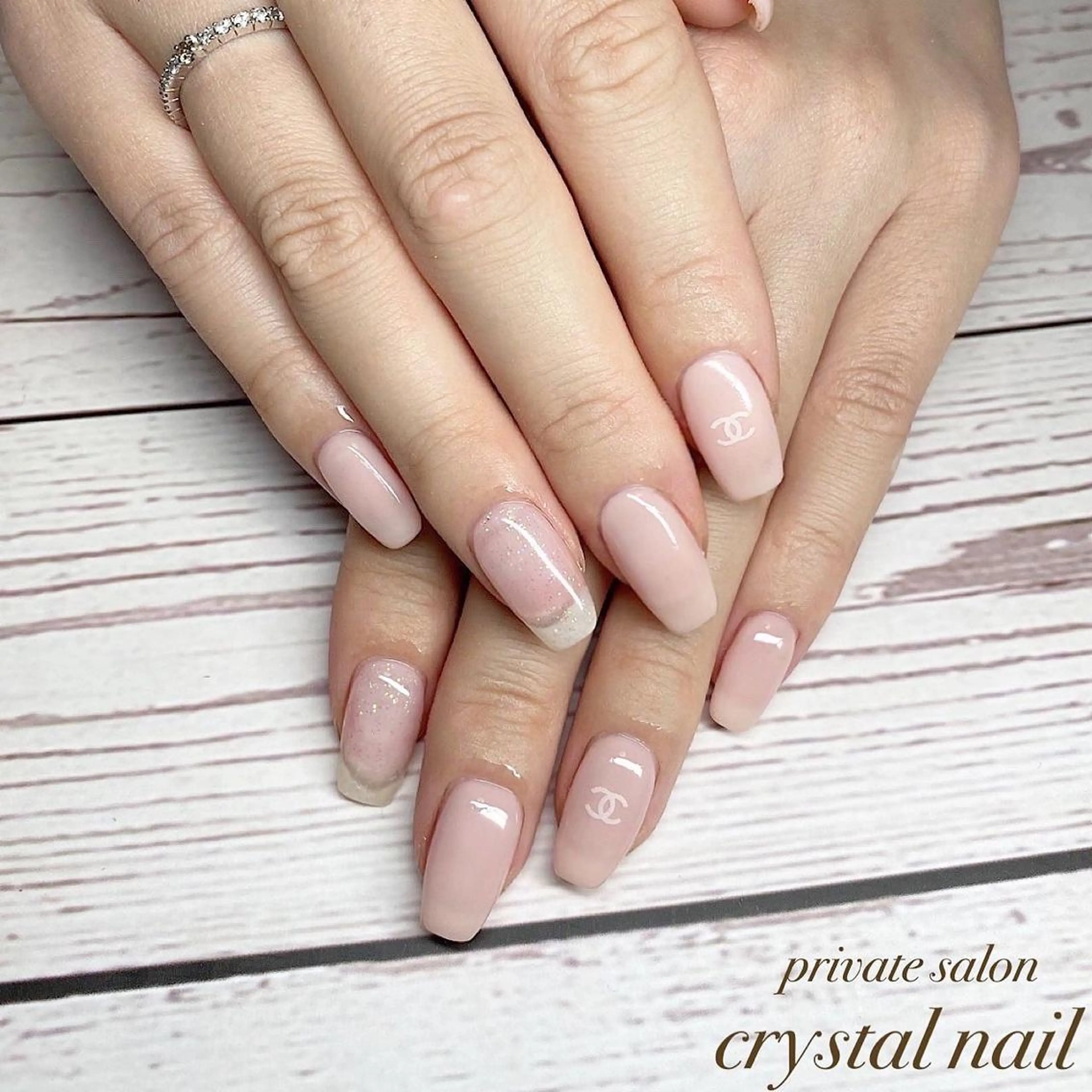 ネイル Crystal Nailのネイルデザイン