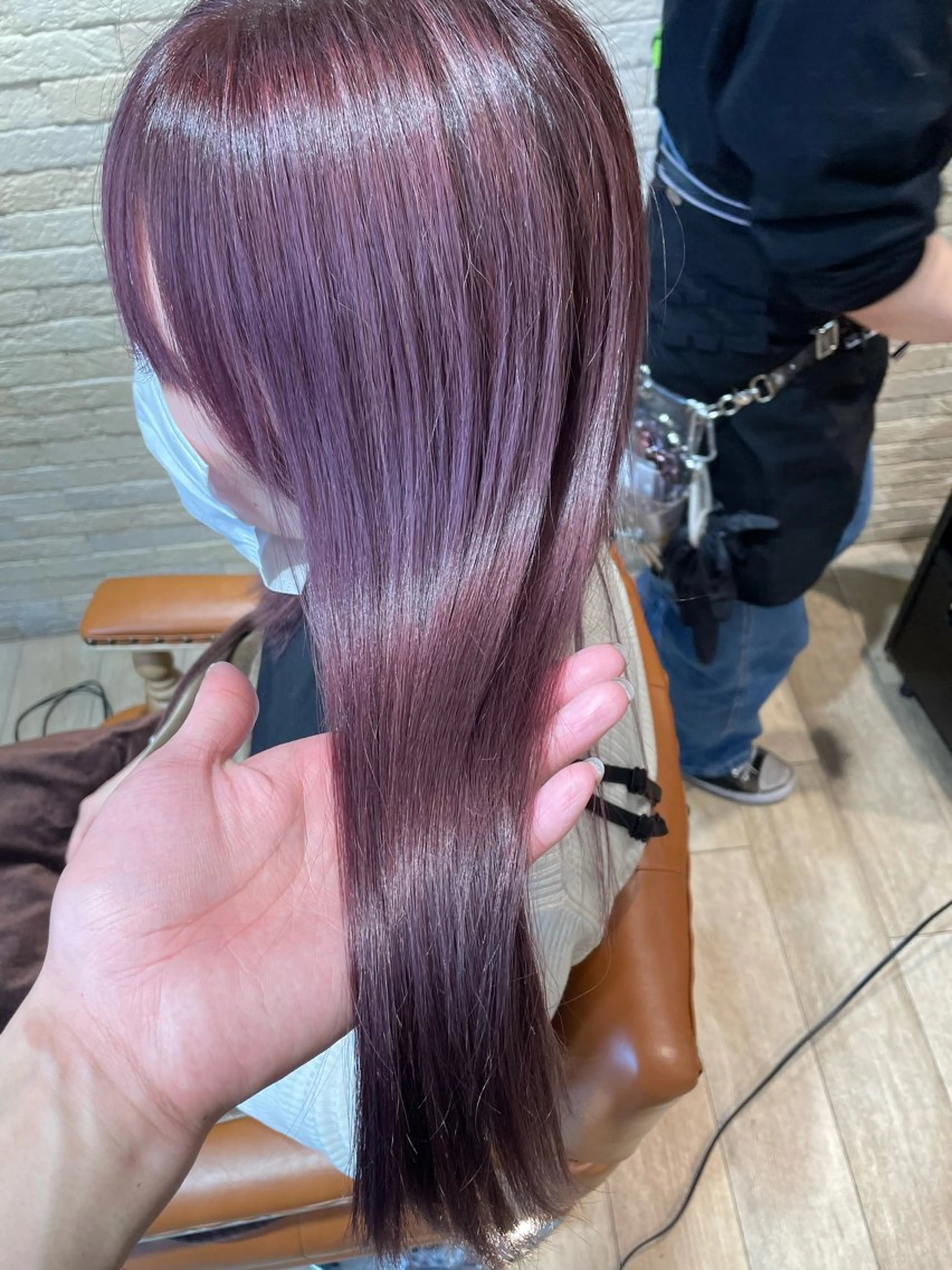 カラー ヘアカラー トリートメント しおり🍬 KOKORO🤍のヘアスタイル