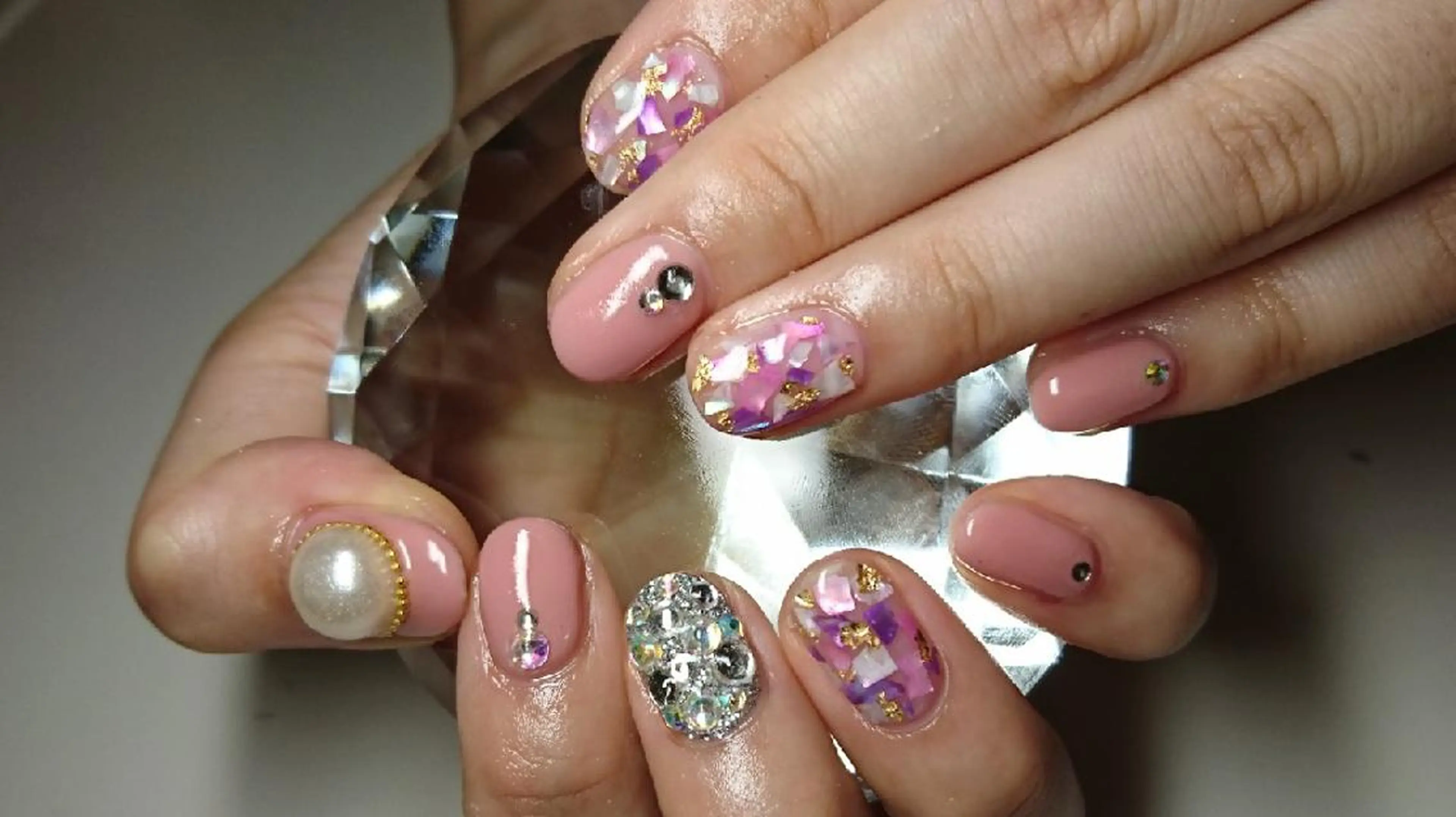 ネイル LAVISH nail salonのヘアスタイル