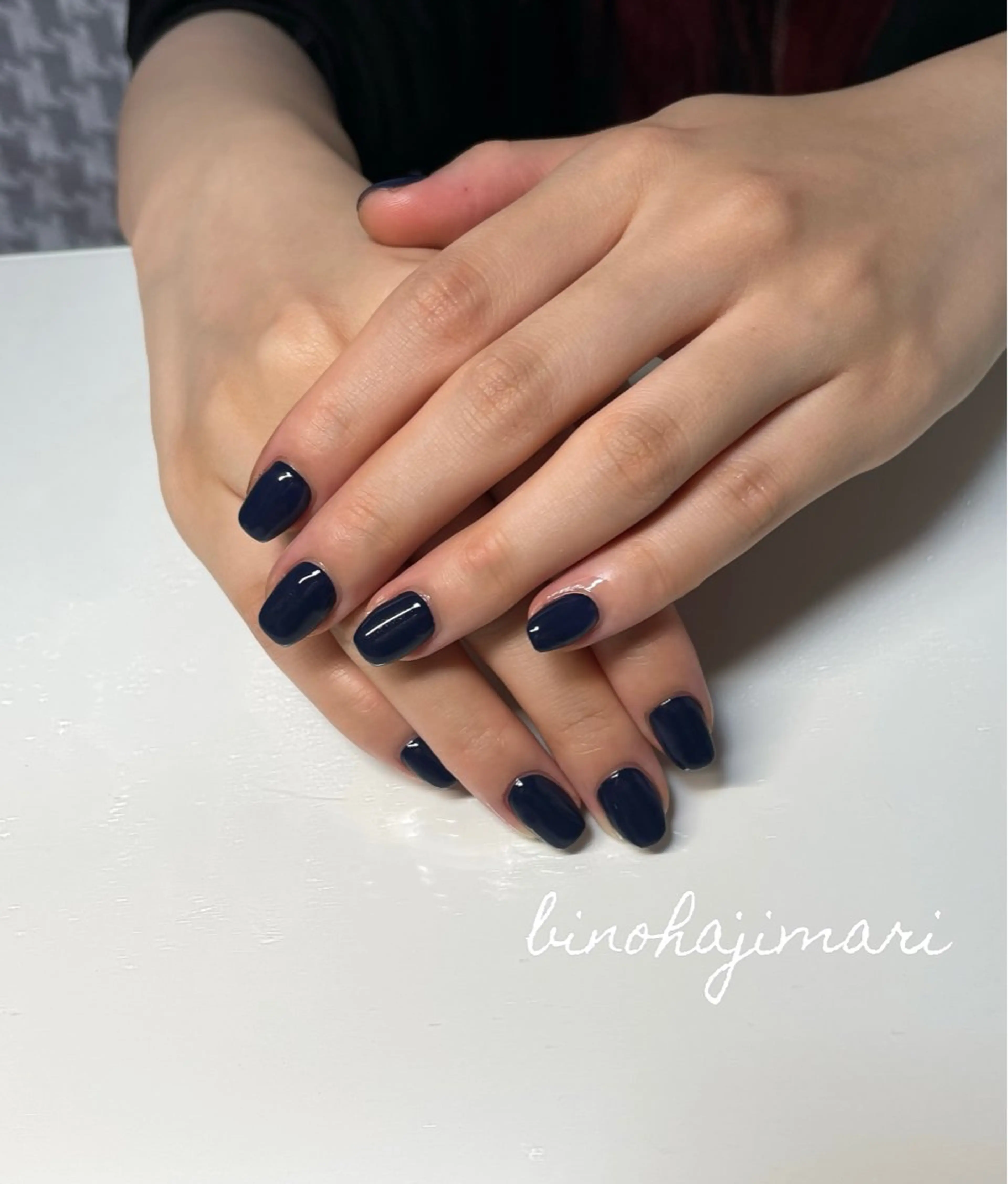 ネイル アートネイル フラッシュネイル ラメ(グリッター) ネイビー ワンカラーネイル ♡Bivi♡自爪に 優しいネイルサロンのネイルデザイン
