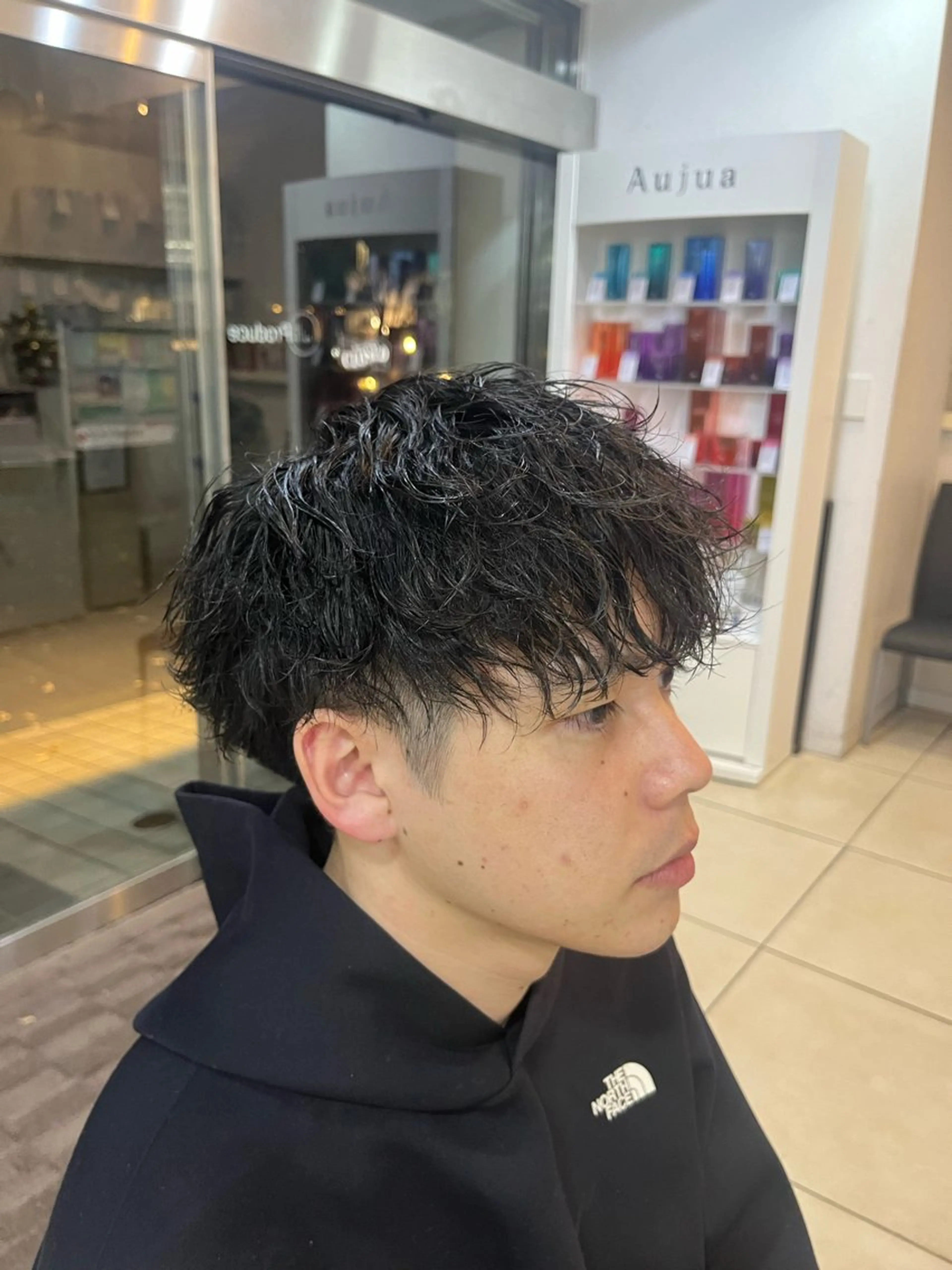 ショート パーマ メンズ マッシュ 波巻きパーマ カット パーマ 韓国風メンズ/毛流れ ヘアなら須田龍世のヘアスタイル