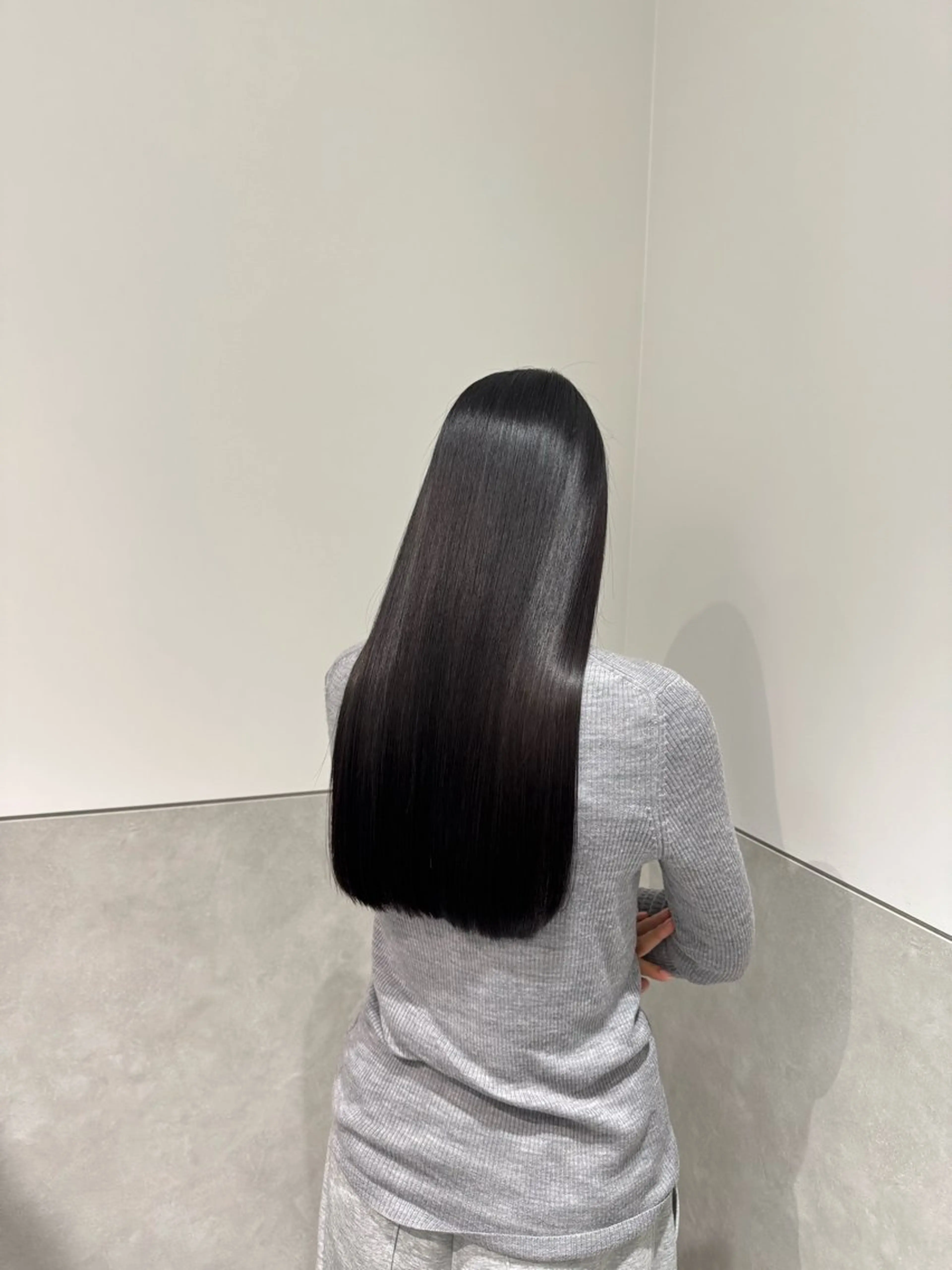 ロング カット ヘアカラー 縮毛矯正 トリートメント ヘッドスパ SALOWIN east店6F所属・TAKUMI 【美髪特化】のヘアスタイル